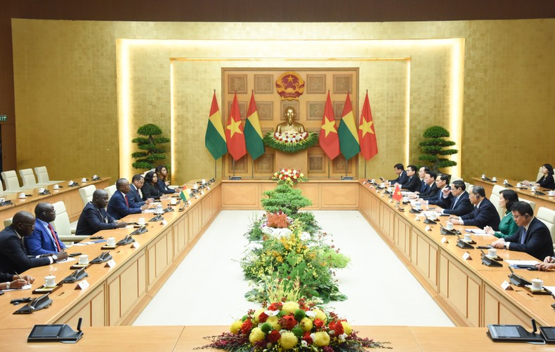 Vista de la reunión. Vista de la reunión.