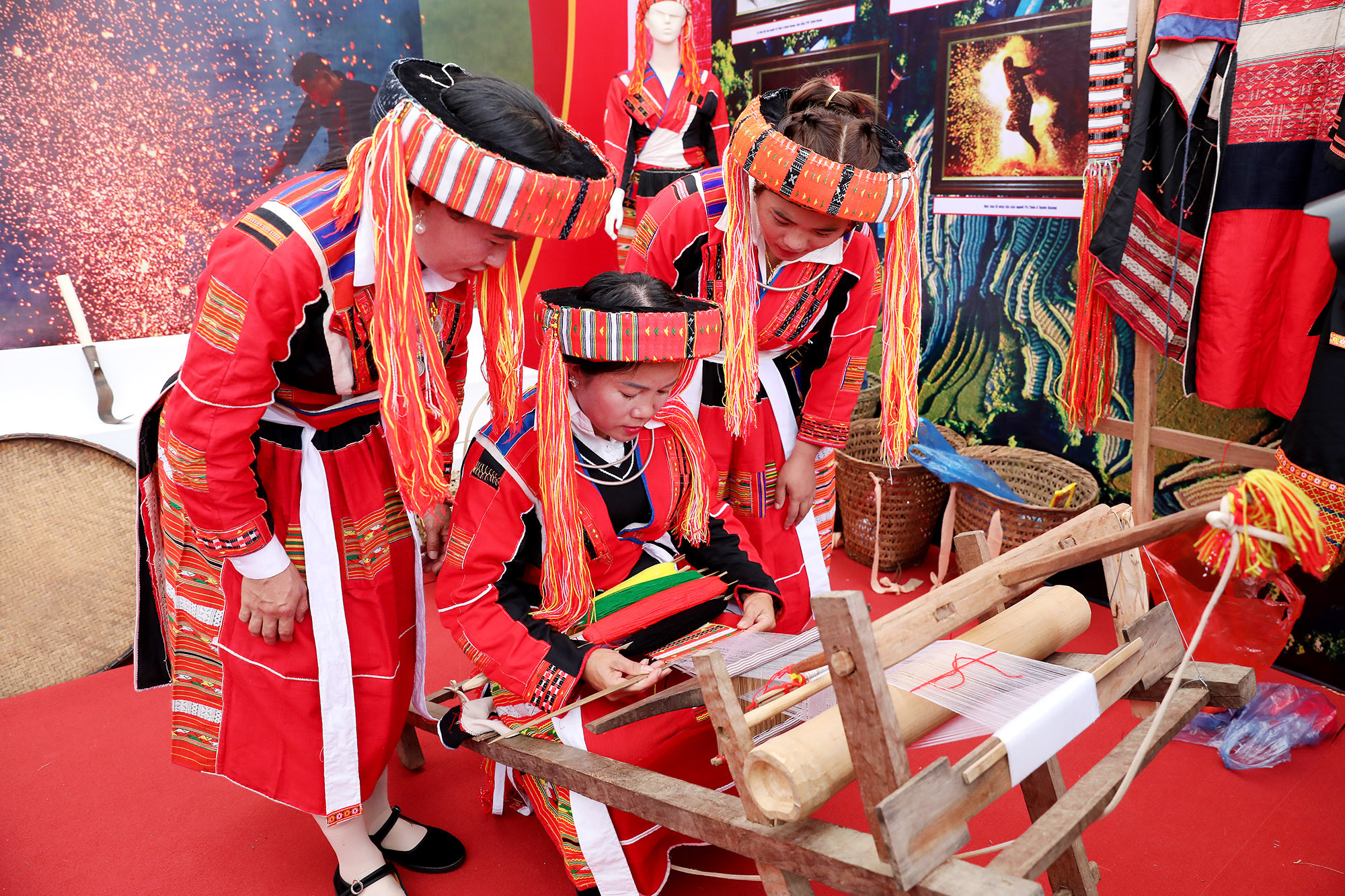 Un espacio para presentar la artesanía tradicional de la etnia Pa Then. Un espacio para presentar la artesanía tradicional de la etnia Pa Then.