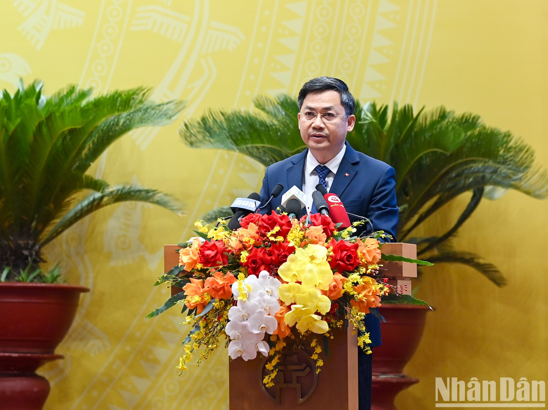 Ha Minh Hai, vicepresidente del Comité Popular de Hanói, interviene en el acto. Ha Minh Hai, vicepresidente del Comité Popular de Hanói, interviene en el acto.