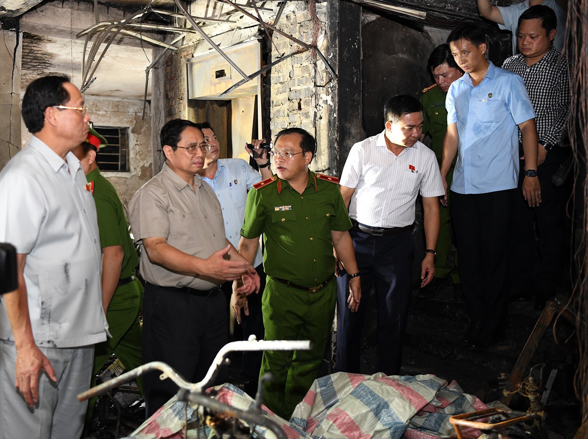 El premier exige a las entidades pertinentes implementar seriamente el despacho emitido sobre prevención de incendios. El premier exige a las entidades pertinentes implementar seriamente el despacho emitido sobre prevención de incendios.