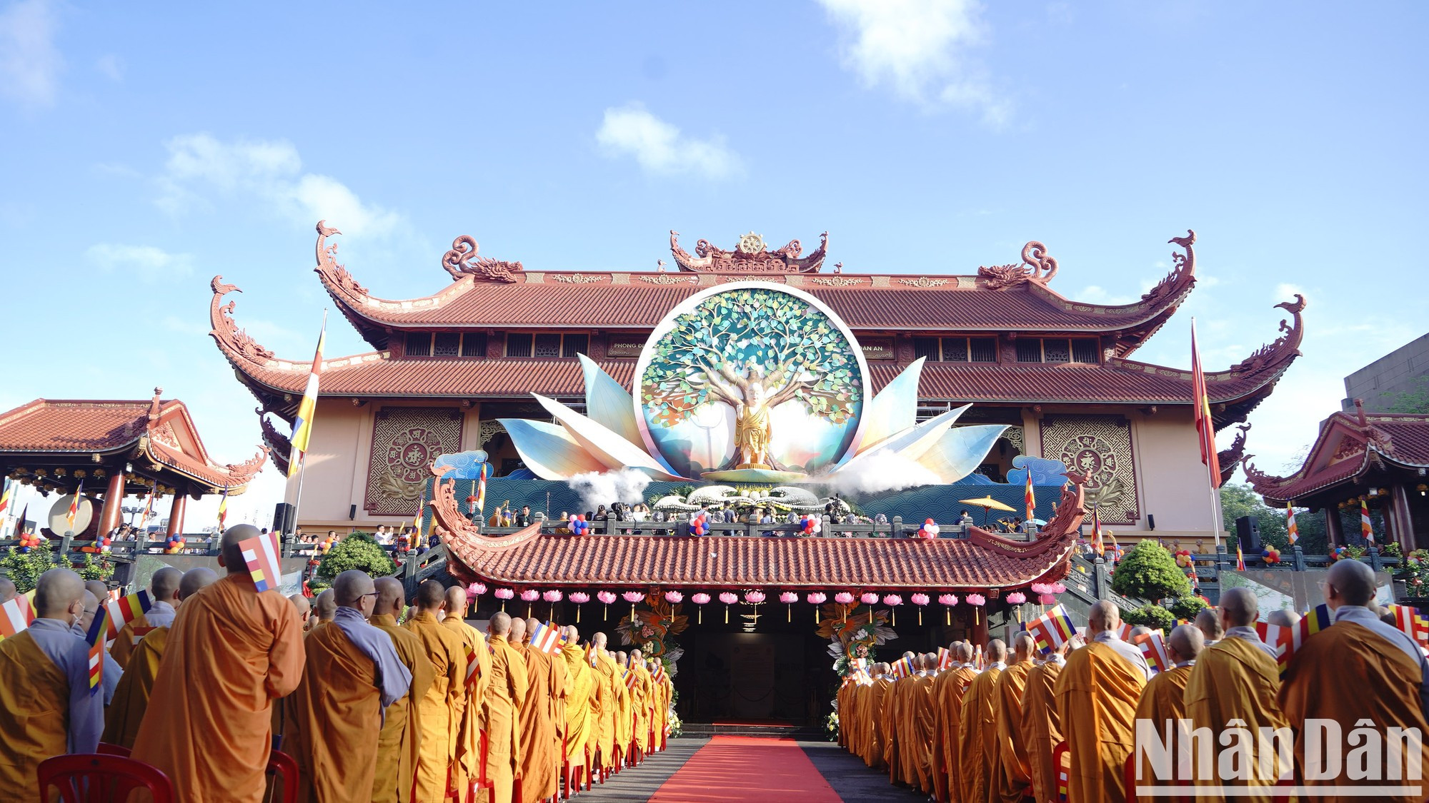 El Día de Vesak del calendario budista 2569, correspondiente al año 2025 del calendario gregoriano, es una temporada festiva especial para la comunidad budista en Ciudad Ho Chi Minh.