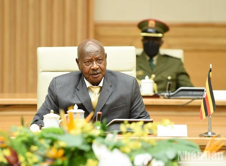 Yoweri Kaguta Museveni interviene en el encuentro. Yoweri Kaguta Museveni interviene en el encuentro.