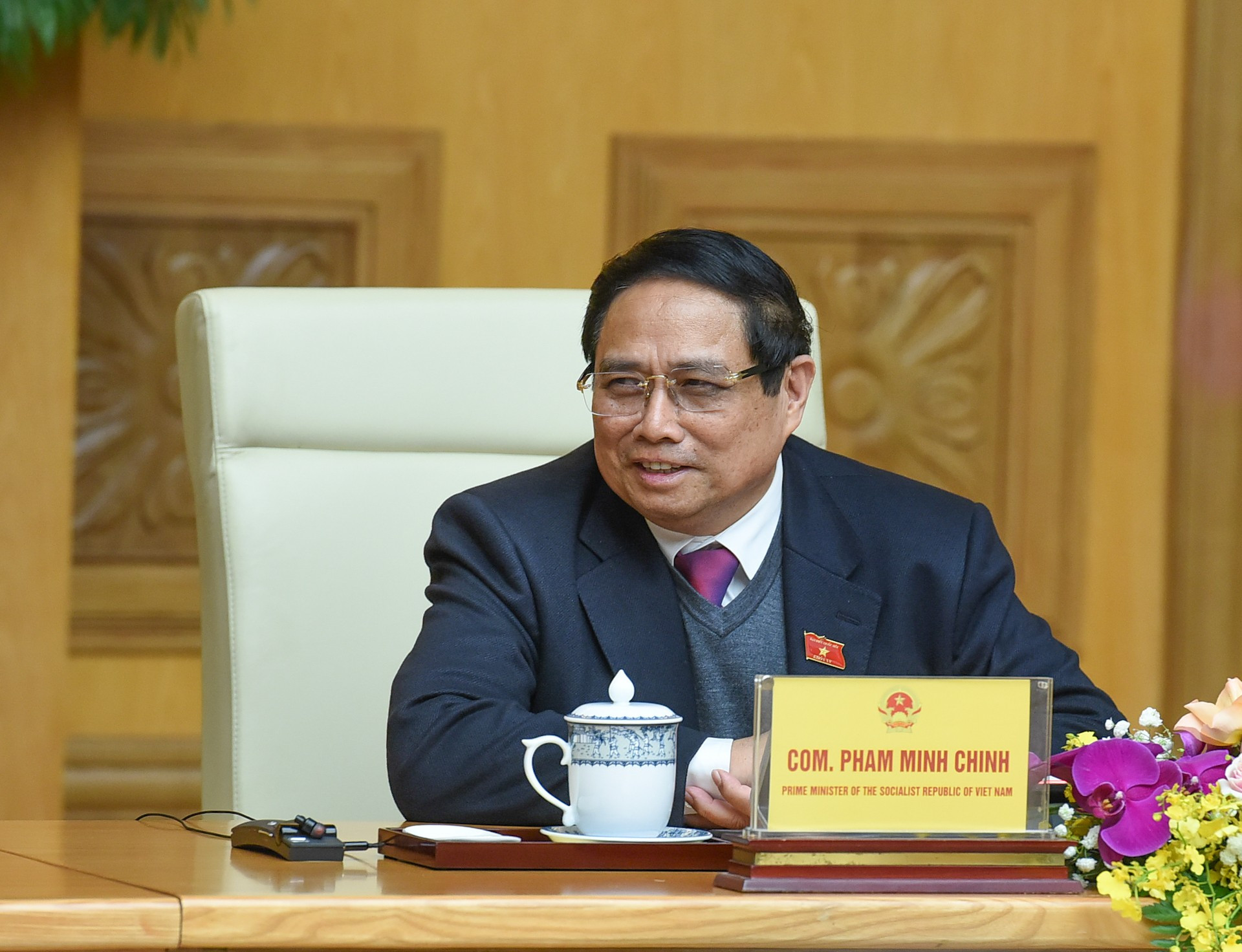 Minh Chinh habla en el evento.