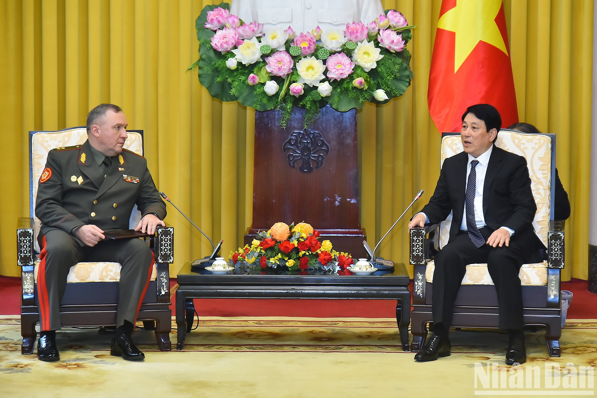 Luong Cuong y Khrenin Viktor Gennadievich. Luong Cuong y Khrenin Viktor Gennadievich.