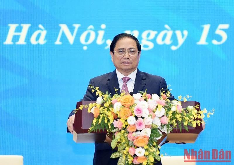 Minh Chinh pronuncia un discurso en el diálogo. Minh Chinh pronuncia un discurso en el diálogo.