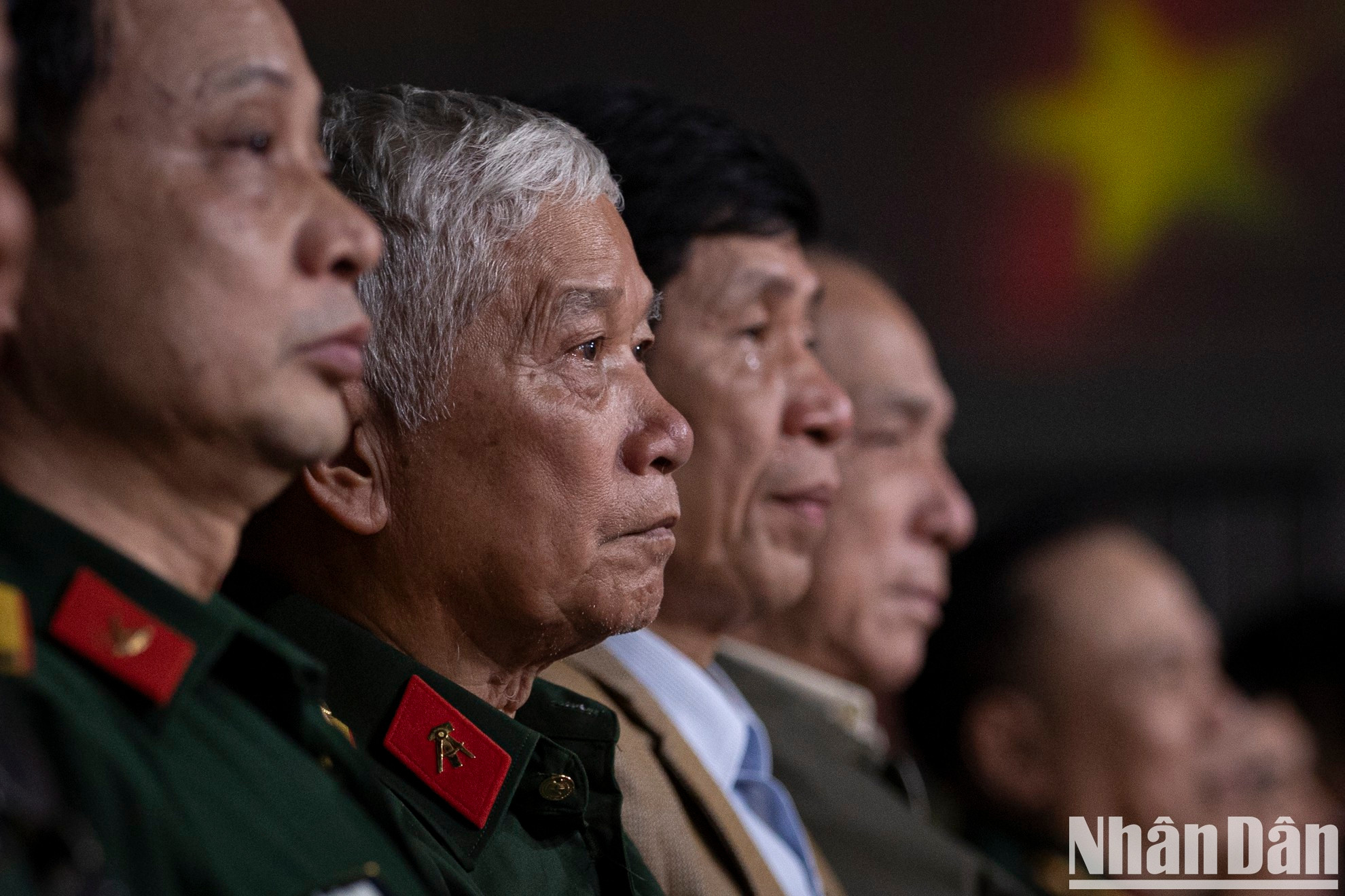 El programa busca despertar el orgullo nacional y agradecer las grandes contribuciones de generaciones que lucharon y se sacrificaron por la paz y la reunificación del país. El programa busca despertar el orgullo nacional y agradecer las grandes contribuciones de generaciones que lucharon y se sacrificaron por la paz y la reunificación del país.
