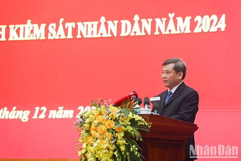 El fiscal general Le Minh Tri interviene en el evento. El fiscal general Le Minh Tri interviene en el evento.