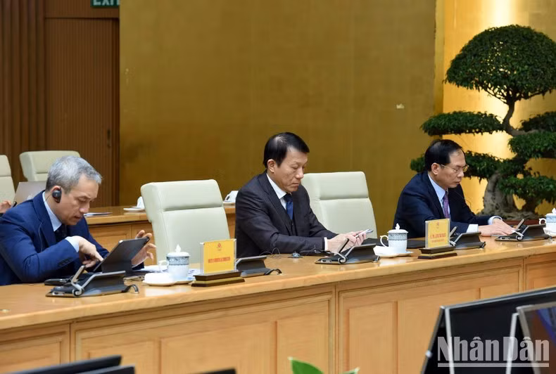 Delegados vietnamitas asistentes al evento.