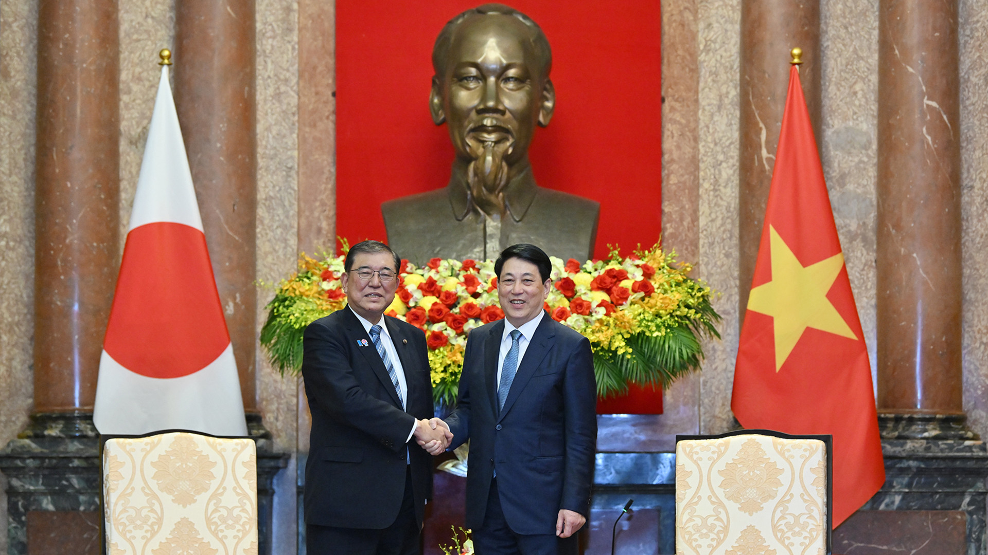 [Foto] Presidente vietnamita recibe al primer ministro de Japón