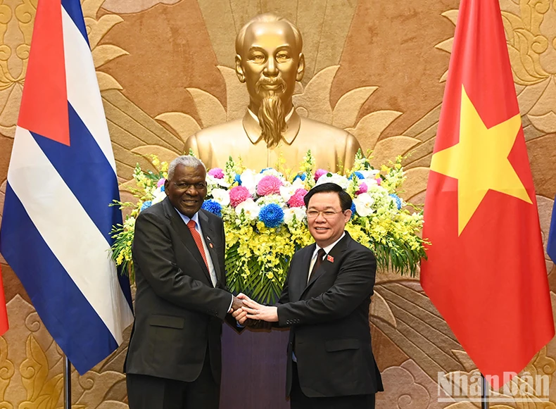 Los dos dirigentes en la reunión. Los dos dirigentes en la reunión.