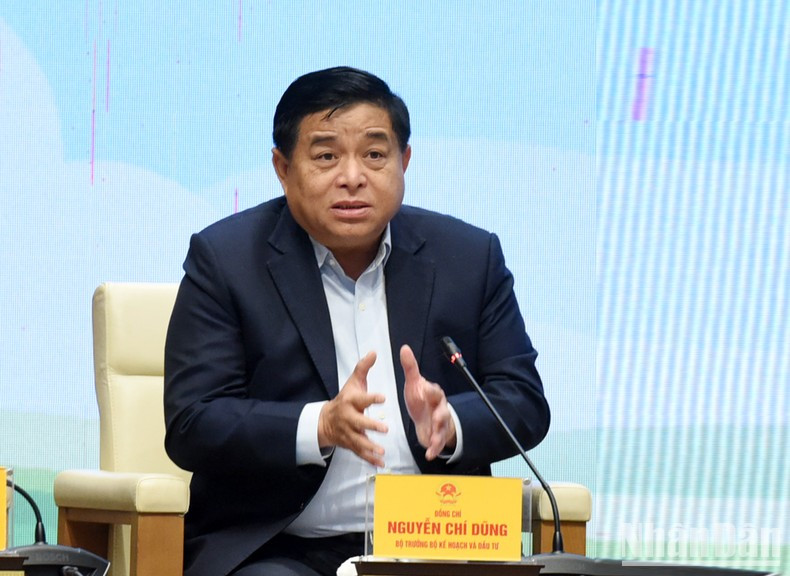 Habla el ministro de Planificación e Inversión, Nguyen Chi Dung. Habla el ministro de Planificación e Inversión, Nguyen Chi Dung.
