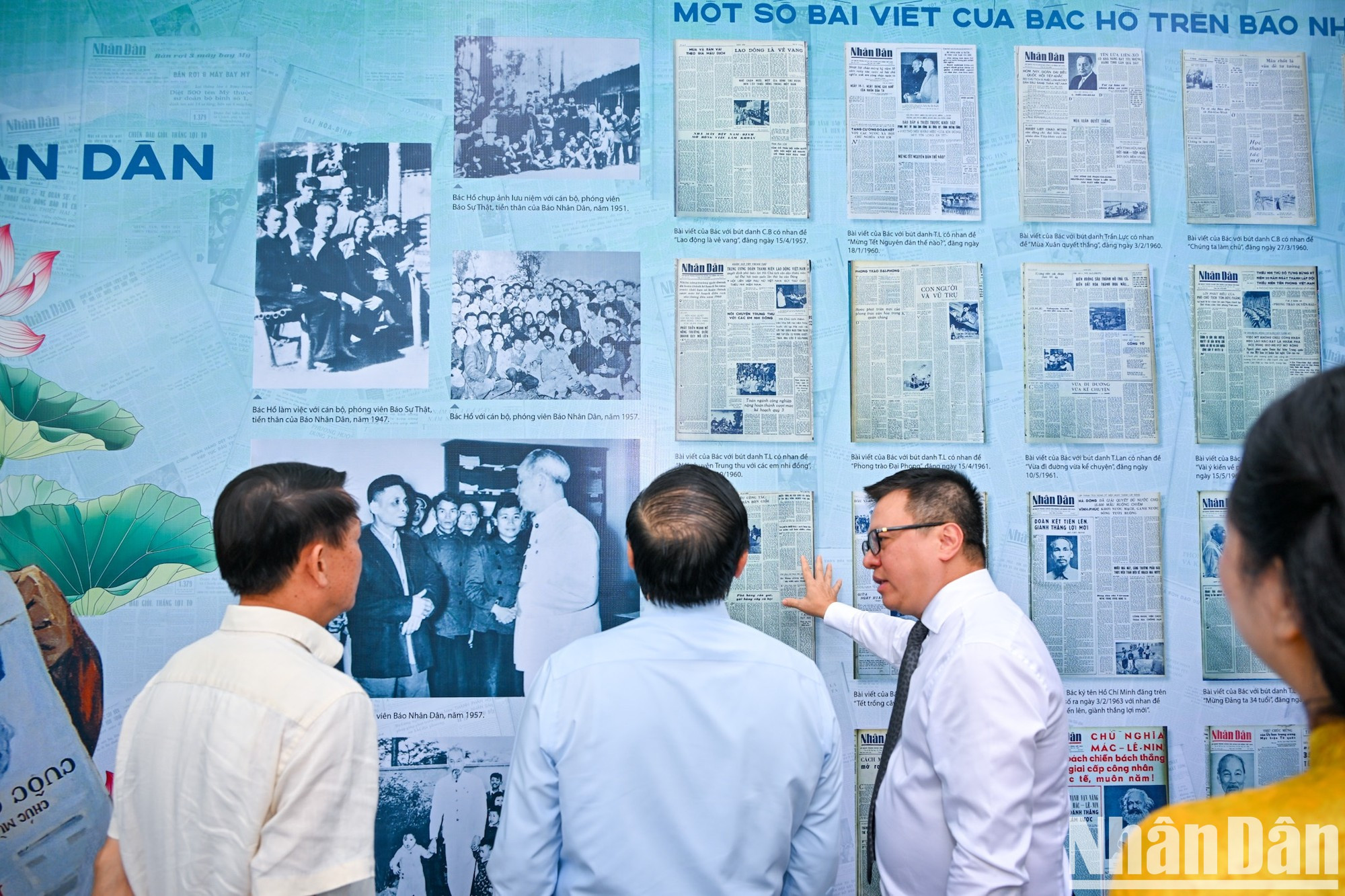 Muchos artículos del Presidente Ho Chi Minh se exhiben en la exposición.