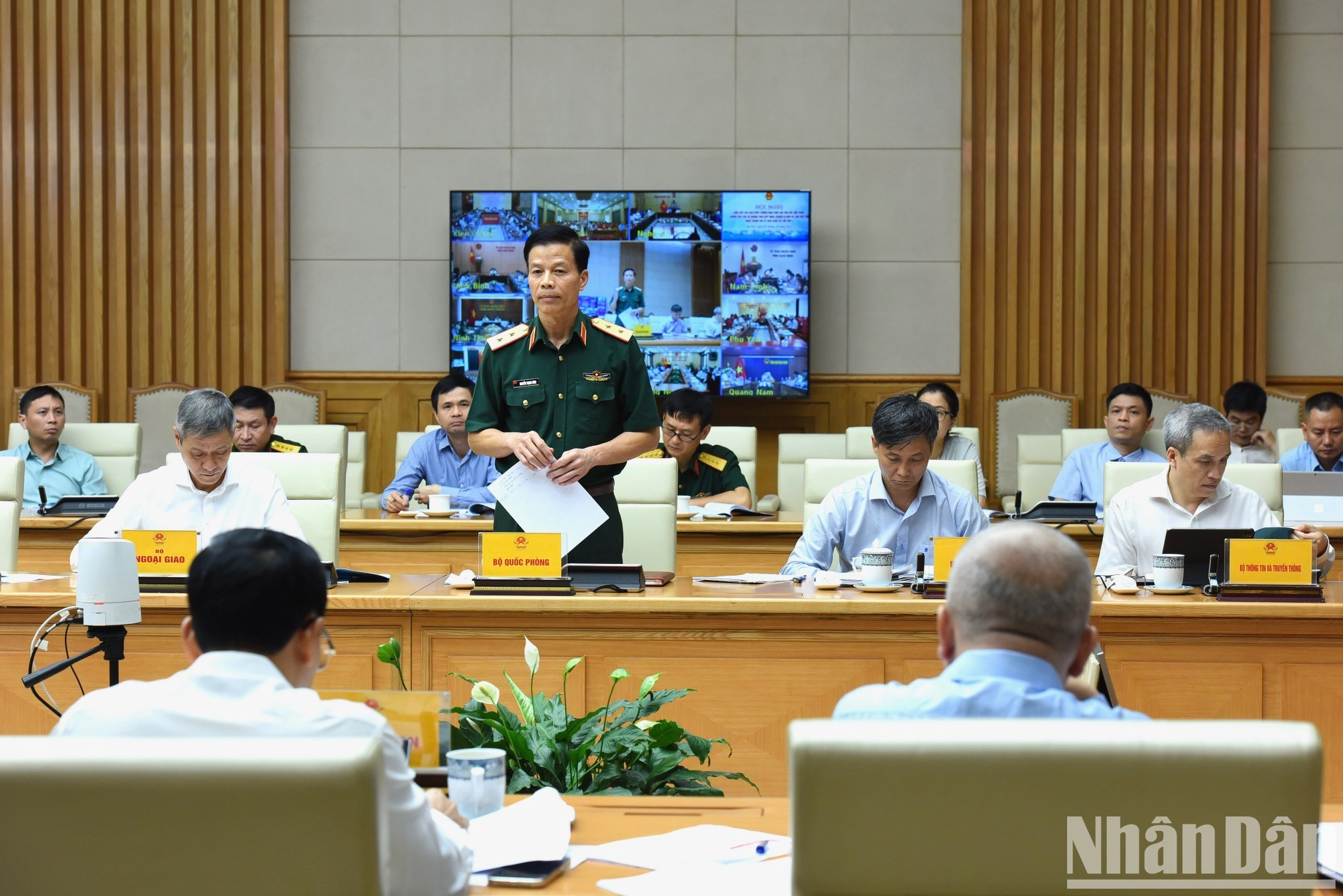 Interviene representante del Ministerio de Defensa. Interviene representante del Ministerio de Defensa.