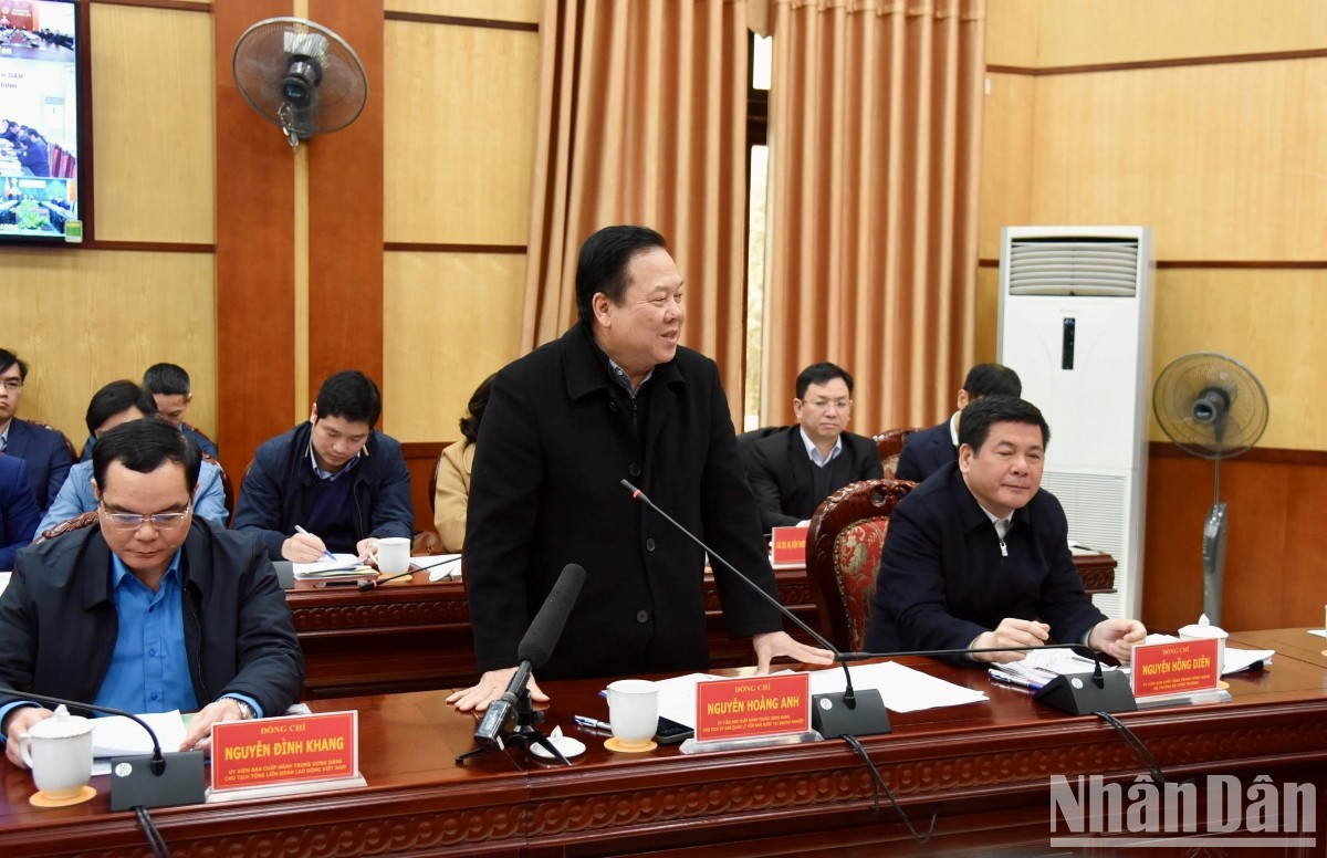 El jefe del Comité de Gestión de Capital Estatal en empresas de Vietnam, Nguyen Hoang Anh.