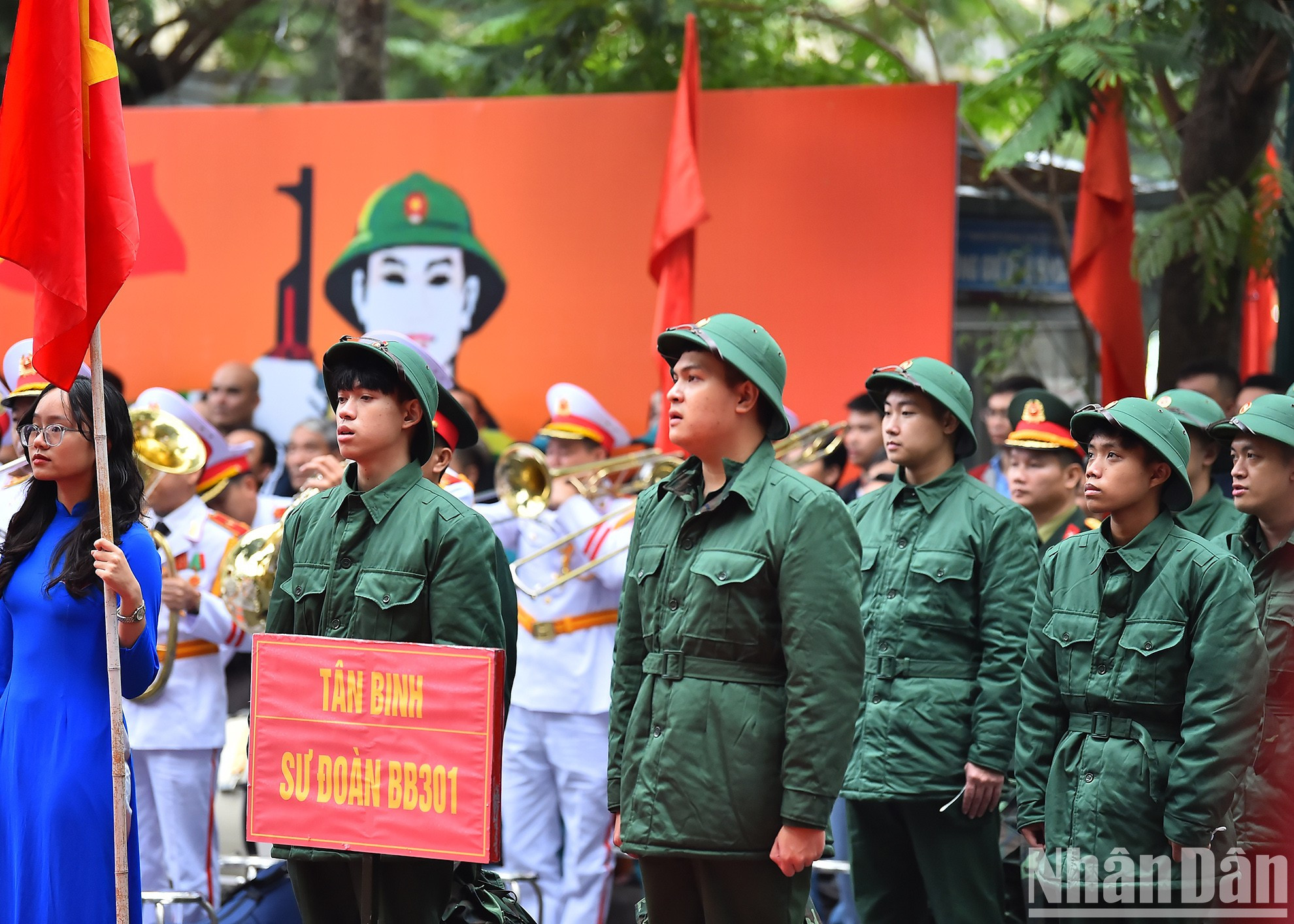 Entre los 68 reclutas, 48 fueron destinados al servicio militar regular y 20 el servicio de seguridad pública popular. Entre los 68 reclutas, 48 fueron destinados al servicio militar regular y 20 el servicio de seguridad pública popular.