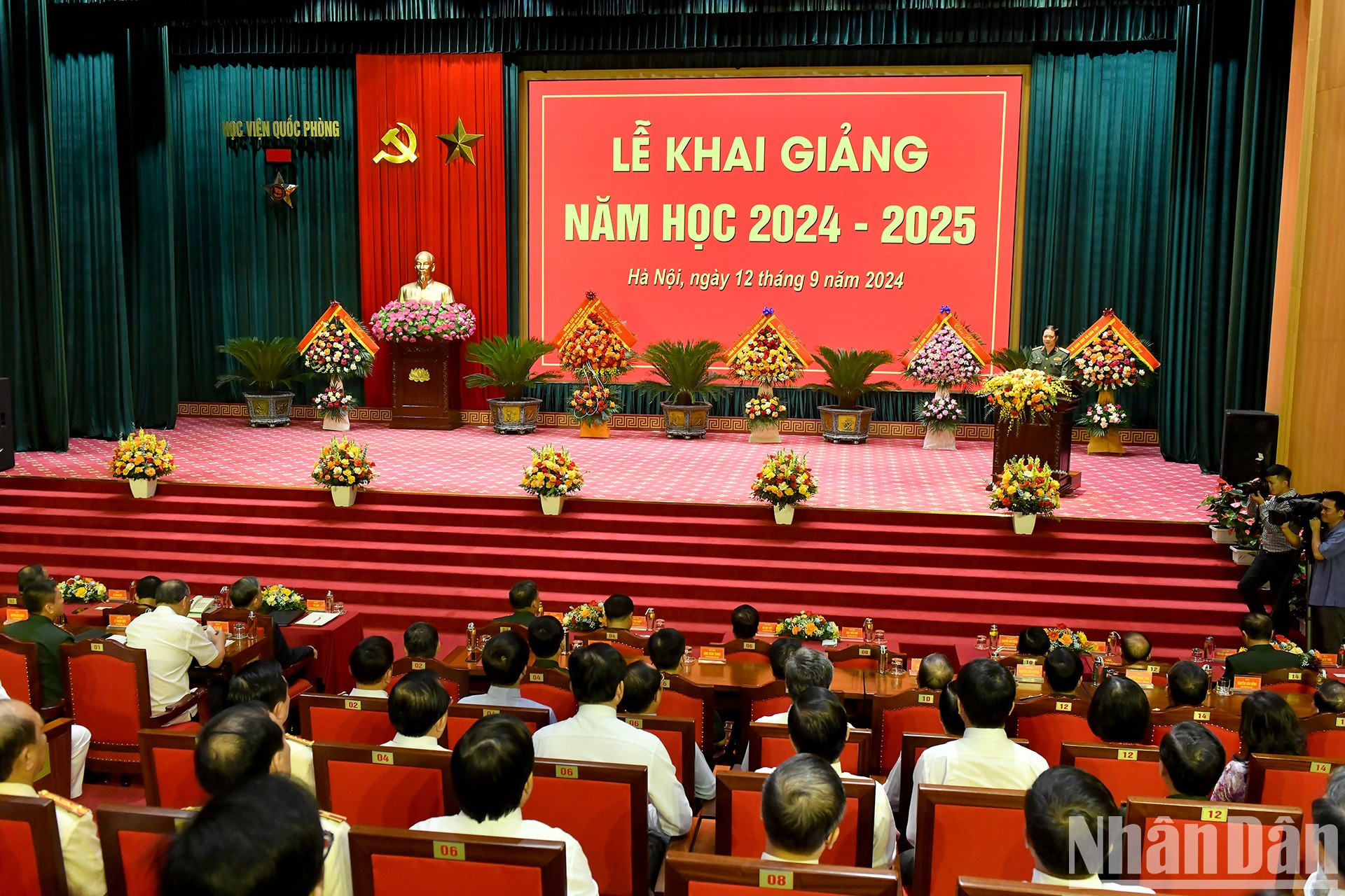 Panorama de la ceremonia. Panorama de la ceremonia.