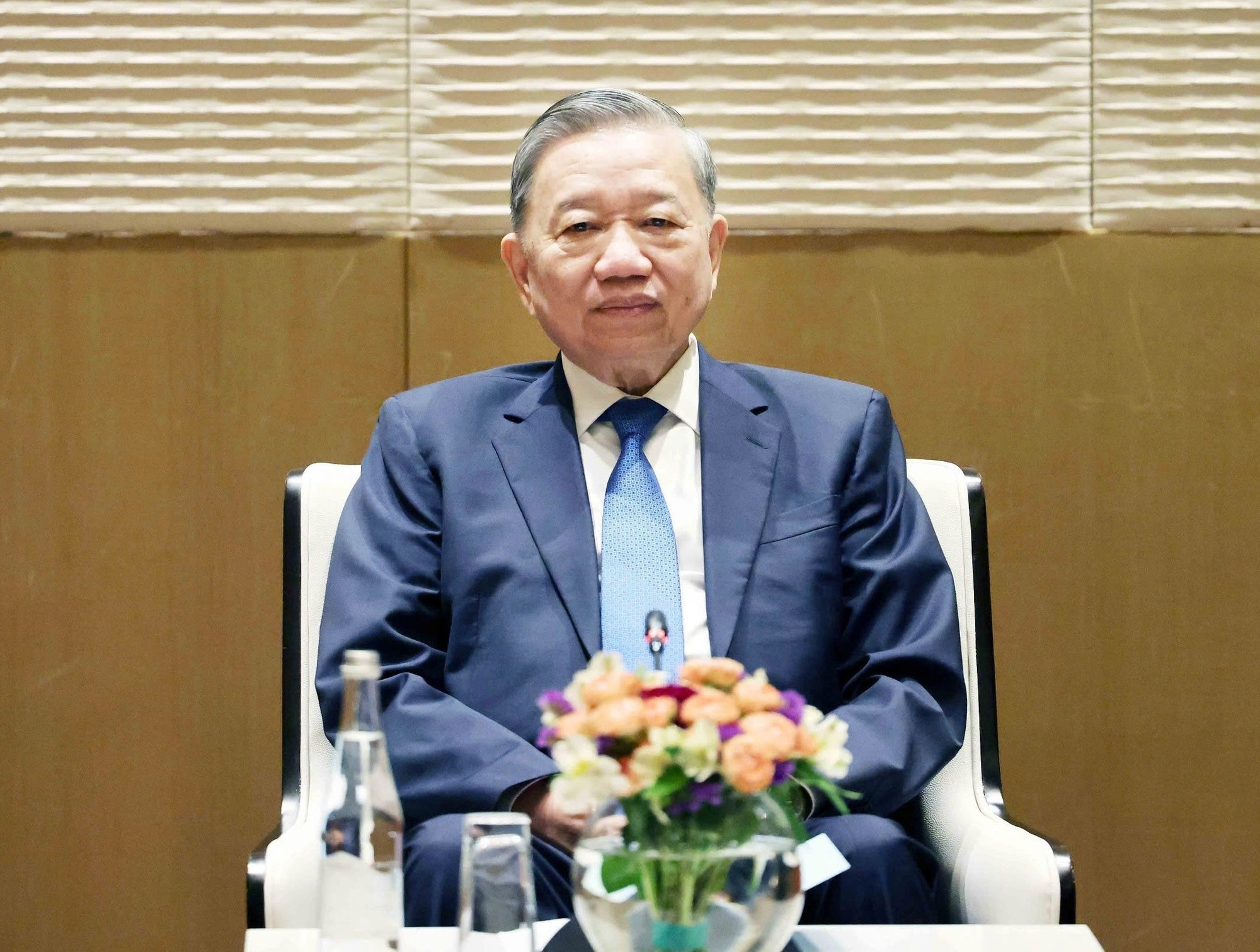 El secretario general del Partido Comunista de Vietnam, To Lam, habla en la cita.