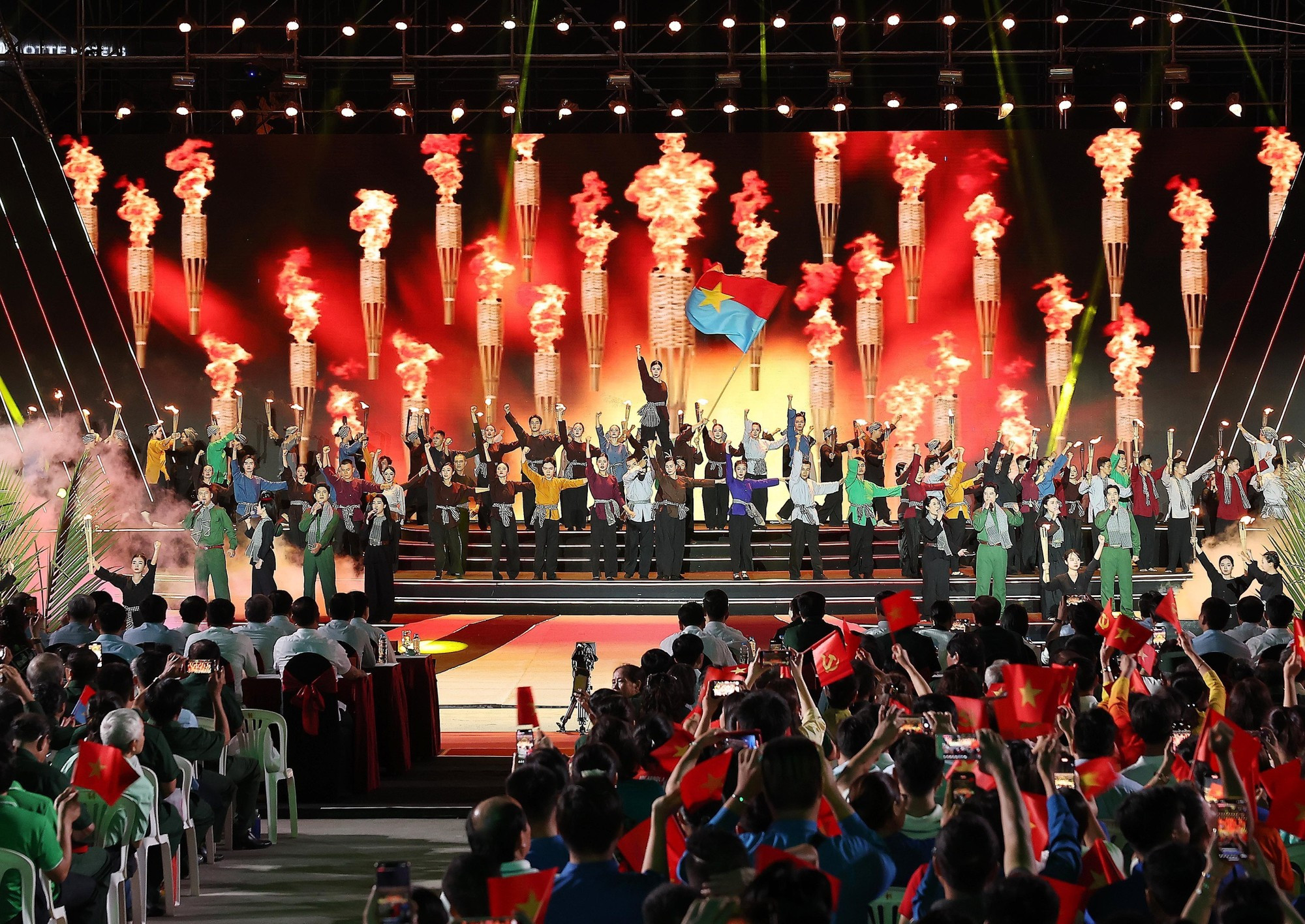 El programa en Ciudad Ho Chi Minh.