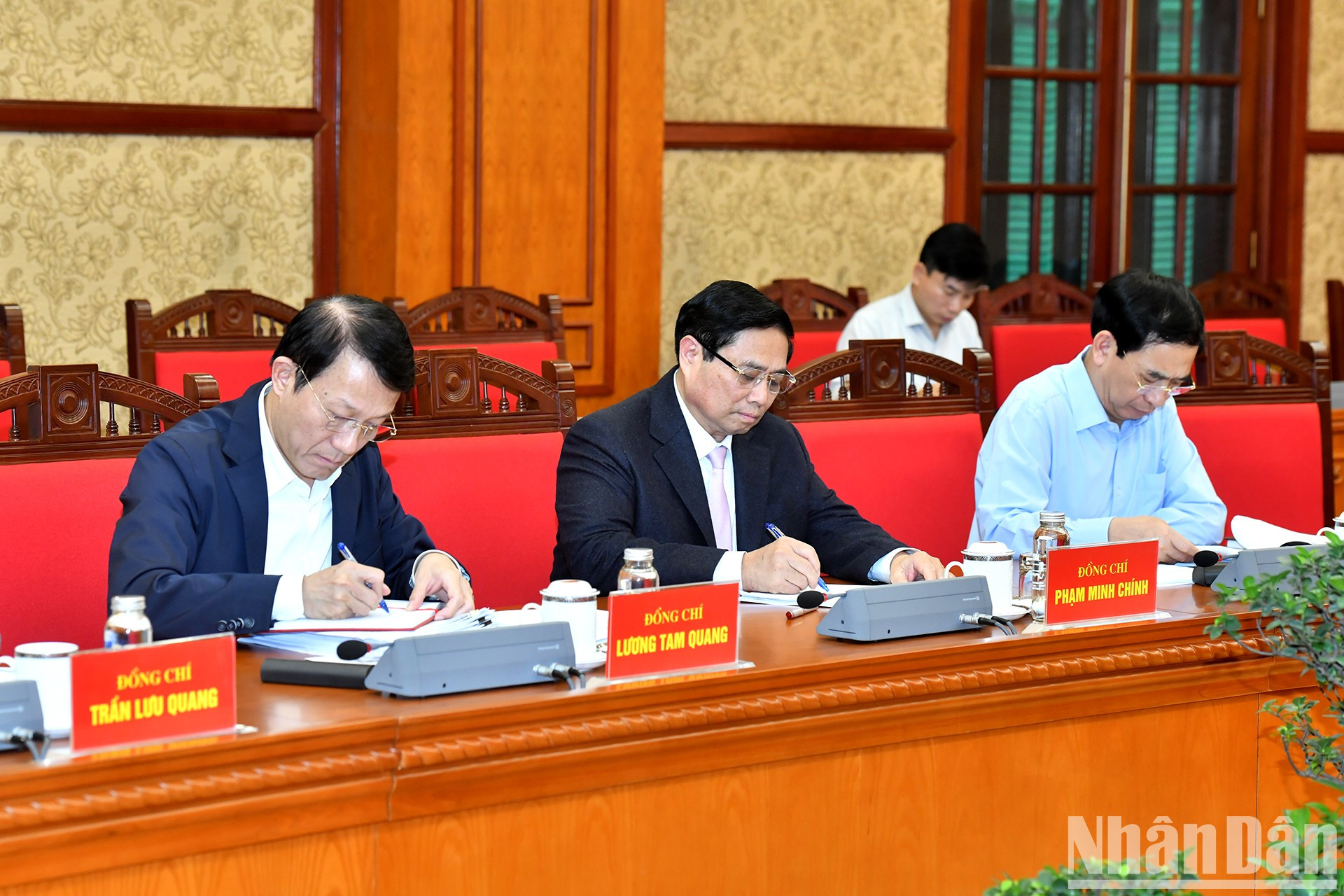 El primer ministro Pham Minh Chinh asiste al evento. El primer ministro Pham Minh Chinh asiste al evento.