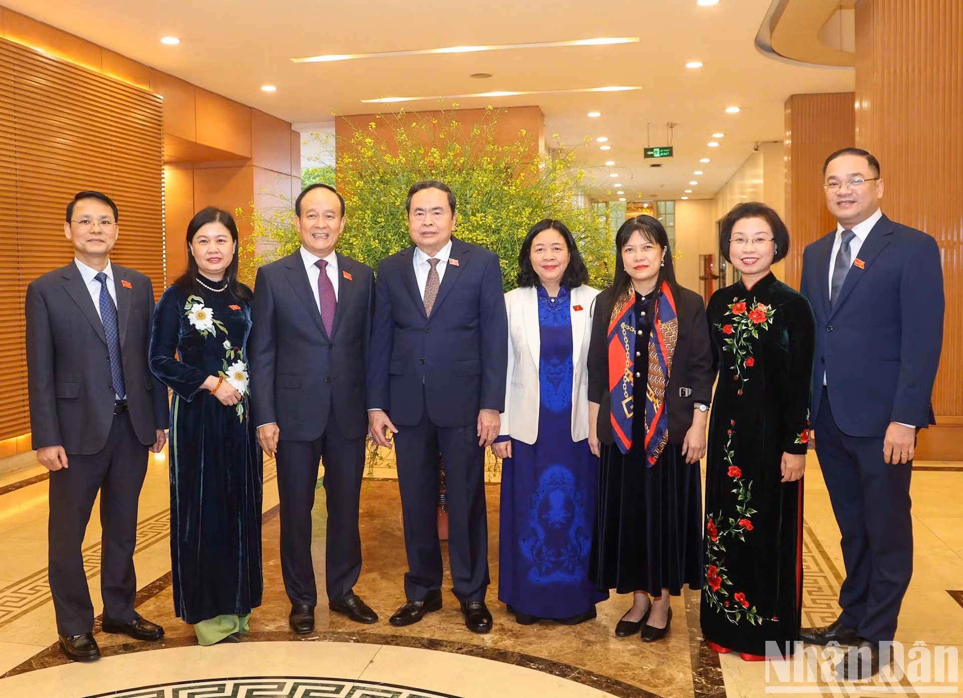 Thanh Man y los delegados en el evento.