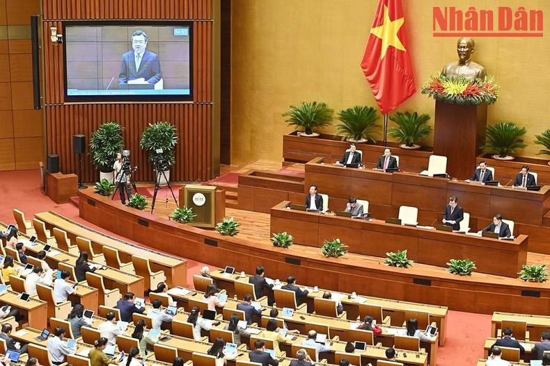 El ministro de Construcción, Nguyen Thanh Nghi, fue el primero en comparecer ante la Asamblea Nacional. El ministro de Construcción, Nguyen Thanh Nghi, fue el primero en comparecer ante la Asamblea Nacional.