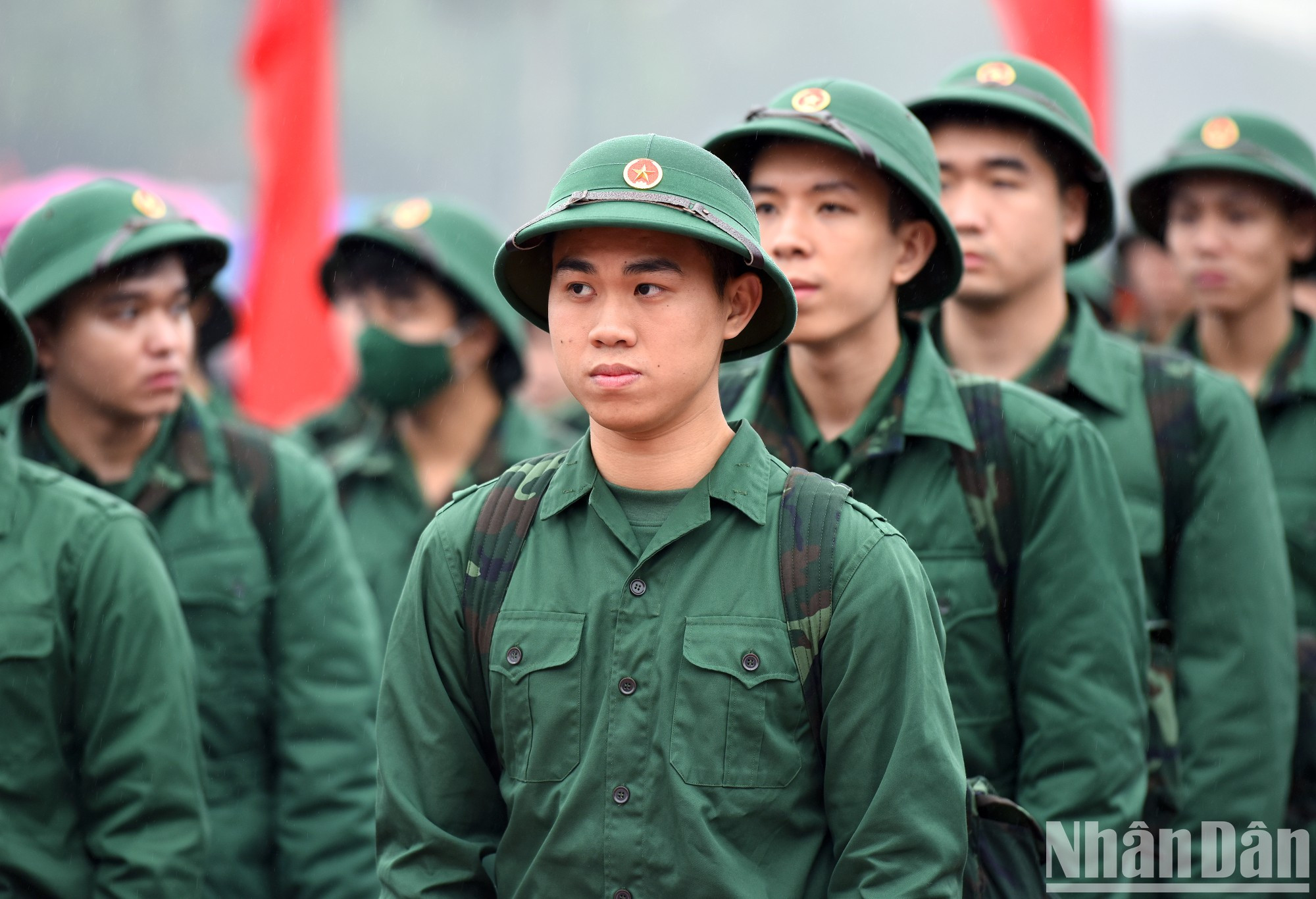 Todos los jóvenes expresaron su determinación de completar la misión. Todos los jóvenes expresaron su determinación de completar la misión.
