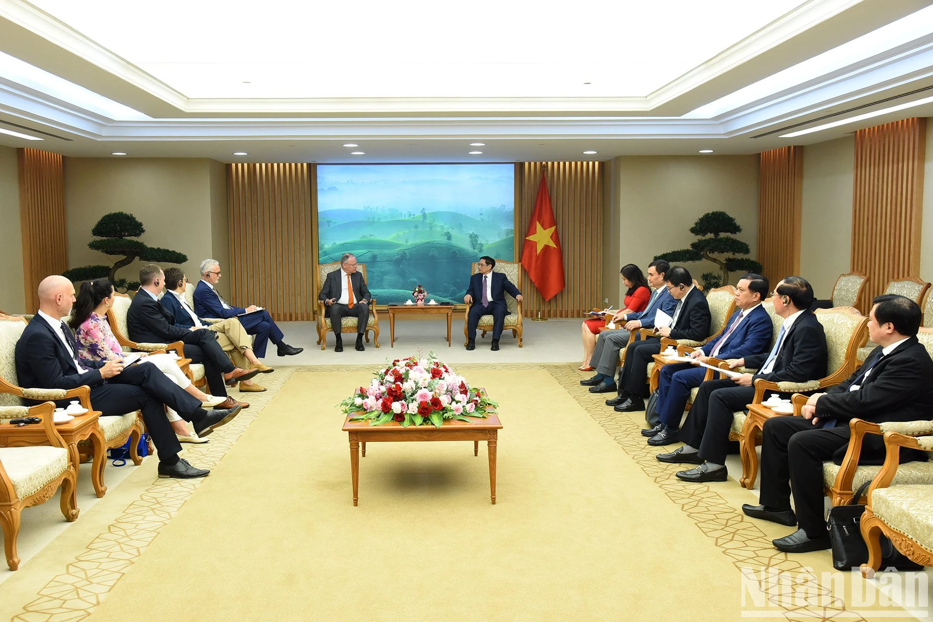 Vista de la reunión. Vista de la reunión.