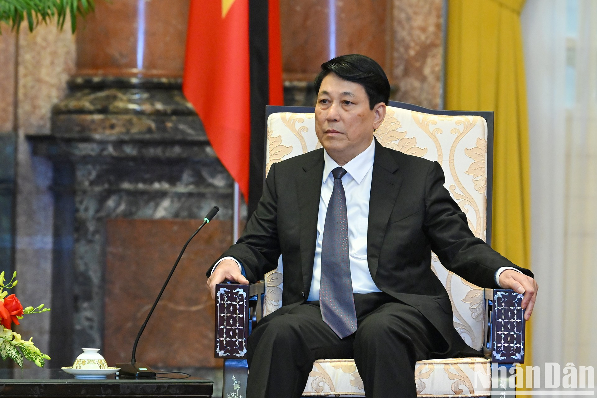 Luong Cuong interviene en el evento. Luong Cuong interviene en el evento.