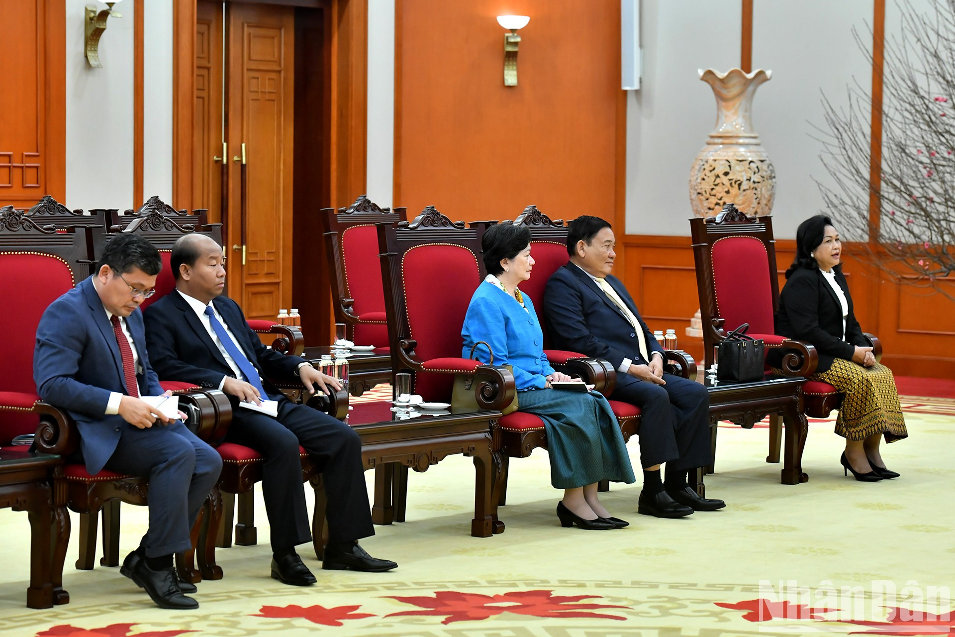 La delegación de Camboya en el evento.