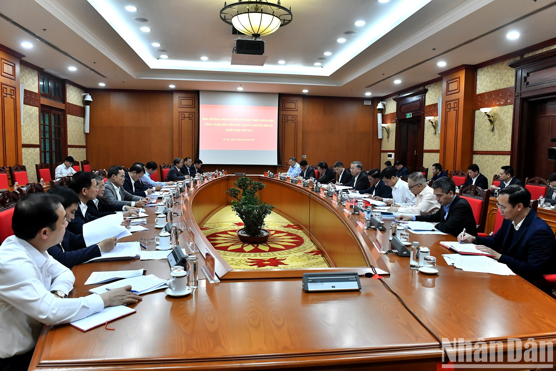 Vista de la reunión. Vista de la reunión.