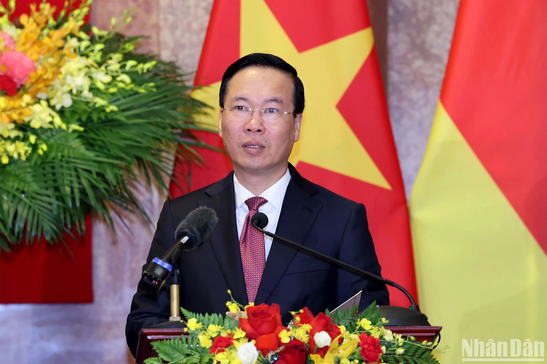 El presidente vietnamita Vo Van Thuong en la conferencia de prensa.