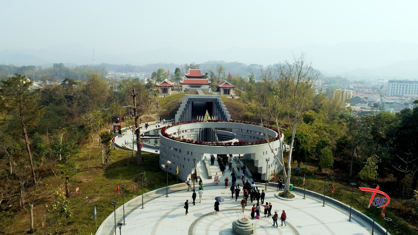 Dien Bien de hoy en la obra “Acompañamiento a la historia”.