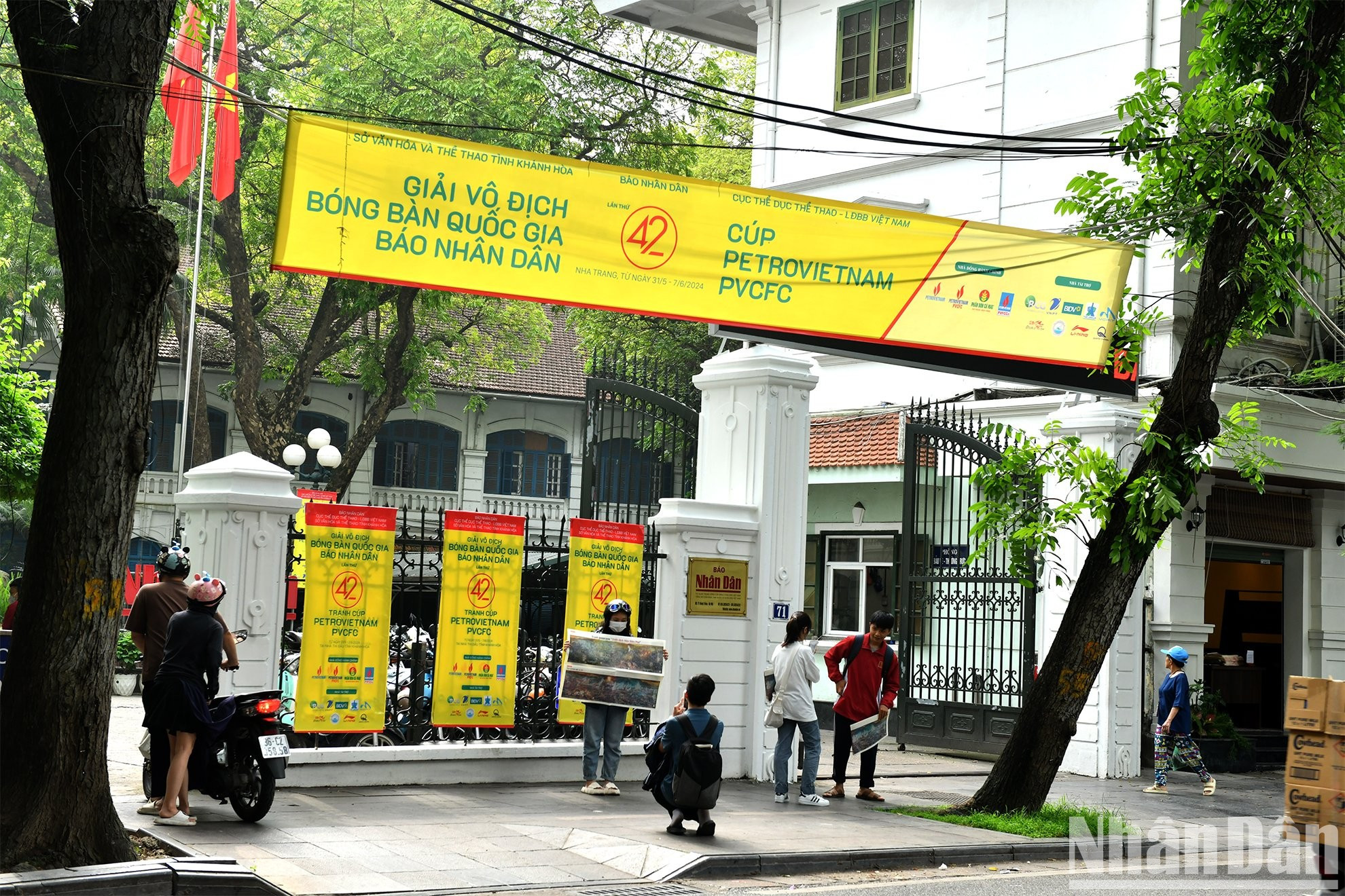 El periódico Nhan Dan está listo para el Campeonato.