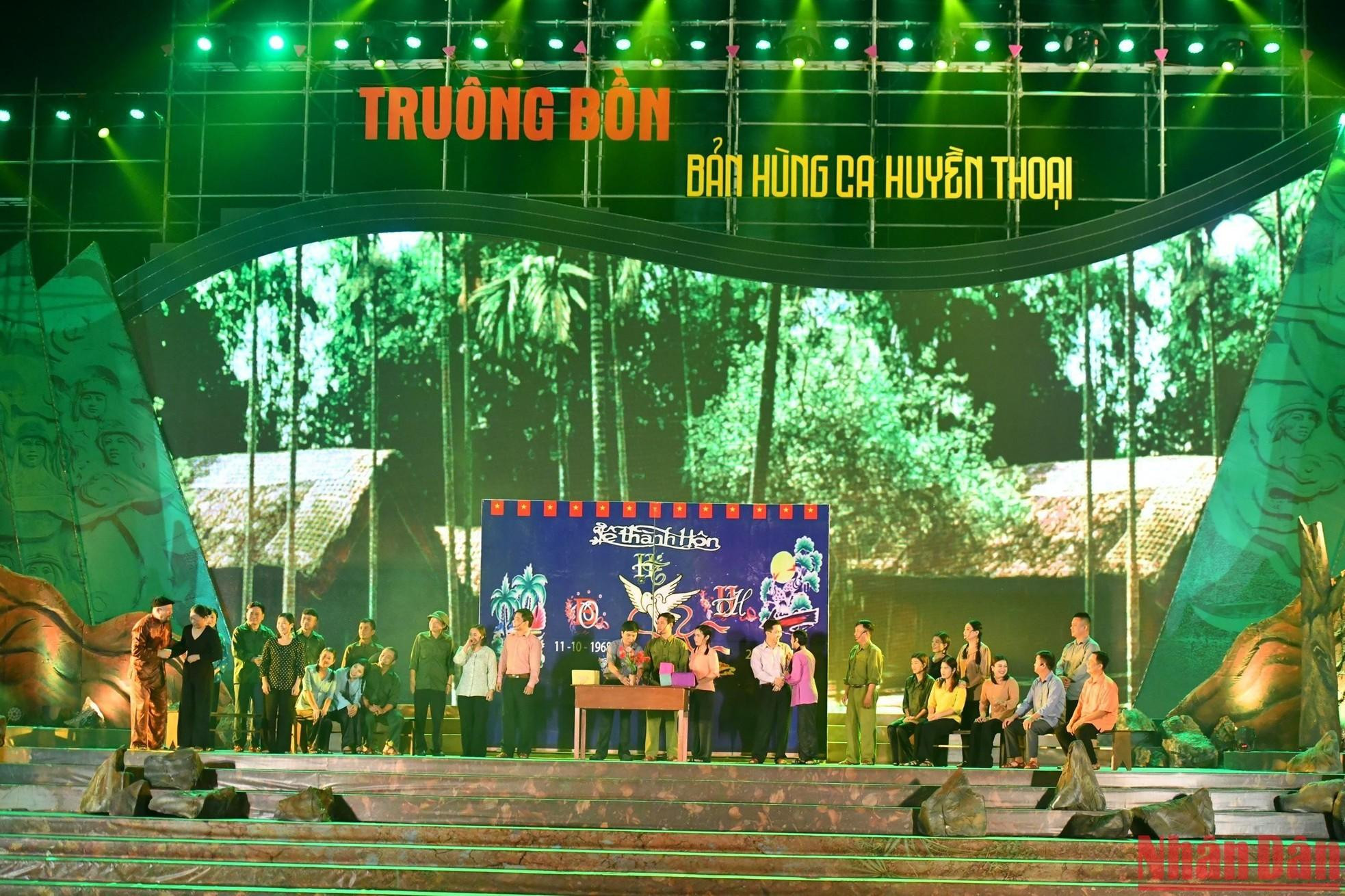 Escena de la obra. Escena de la obra.