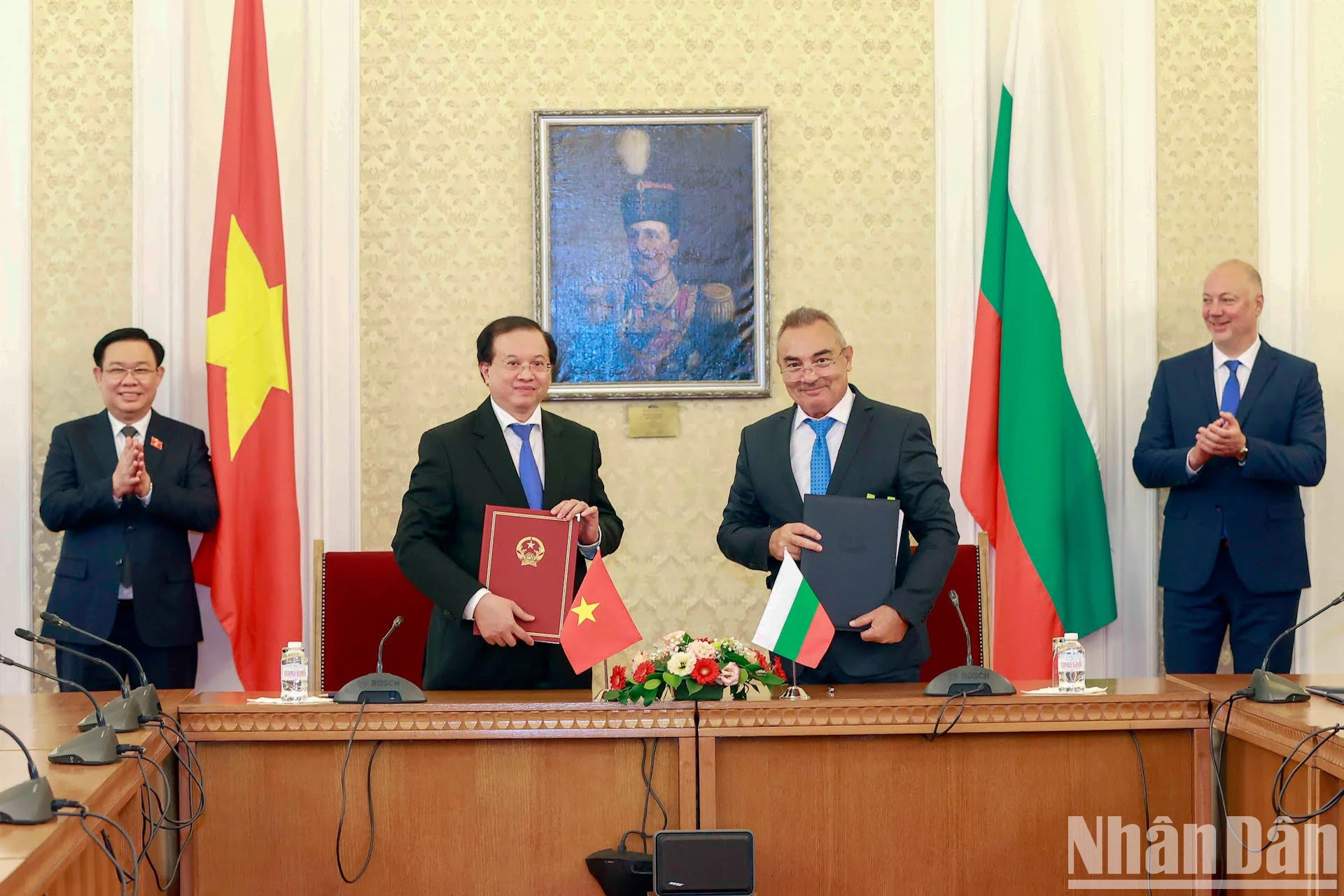 Firma de acuerdos de cooperación cultural y turística.