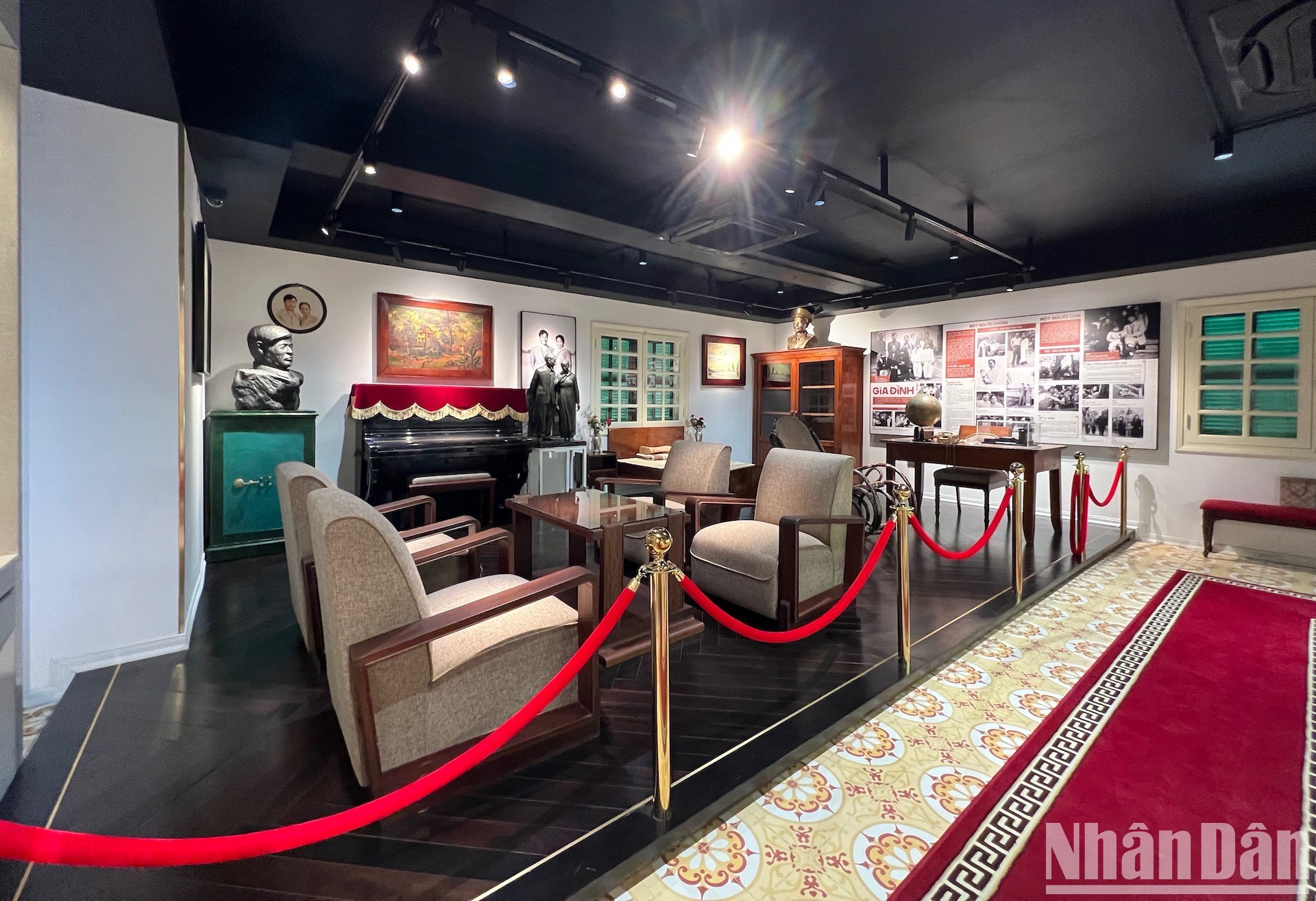 El Museo respeta el estilo arquitectónico se construye según la arquitectura de la casa situada en el número 34 de la calle Ly Nam De, donde vivieron vivían el General y su familia de 1955 a 1986.