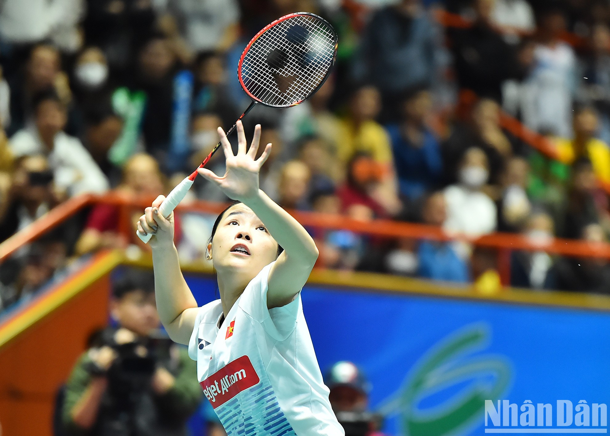 Con una victoria por 21-12 en el tercer set, Thuy Linh se hizo con el campeonato. Con una victoria por 21-12 en el tercer set, Thuy Linh se hizo con el campeonato.