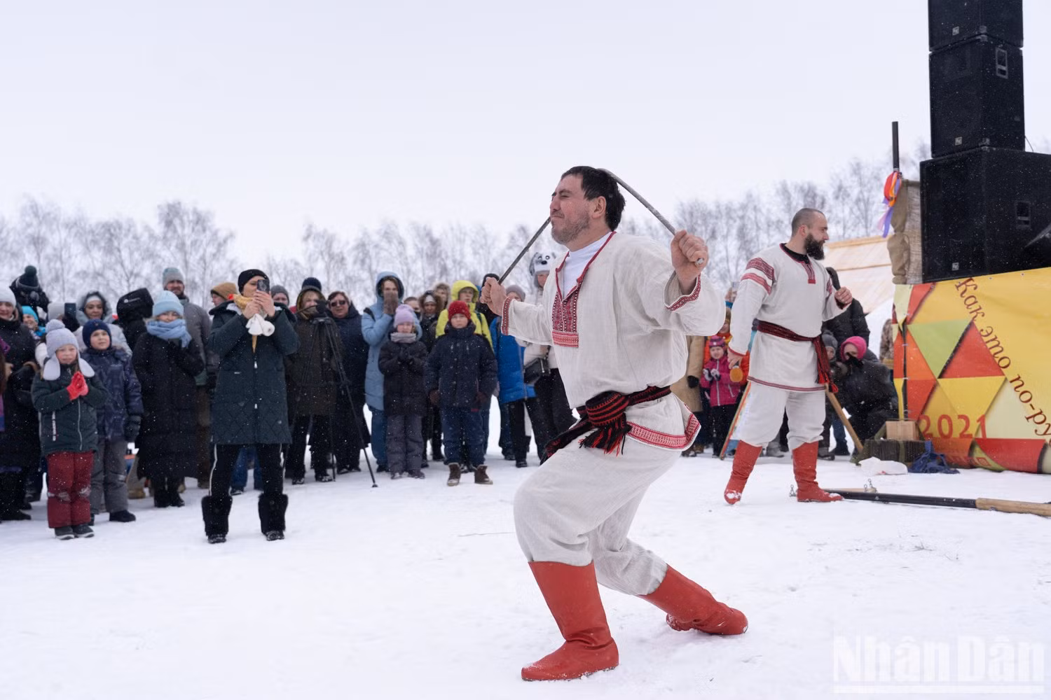 La Maslenitsa se celebra en un momento distinto de cada año, dependiendo de cuándo cae Pascua. En esta ocasión comenzó el lunes 20 de febrero y terminará el domingo 26 de febrero. La Maslenitsa se celebra en un momento distinto de cada año, dependiendo de cuándo cae Pascua. En esta ocasión comenzó el lunes 20 de febrero y terminará el domingo 26 de febrero.