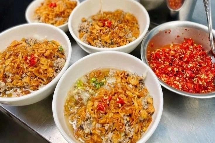 Banh Duc Nong. (Fotografía: zingnews.vn)