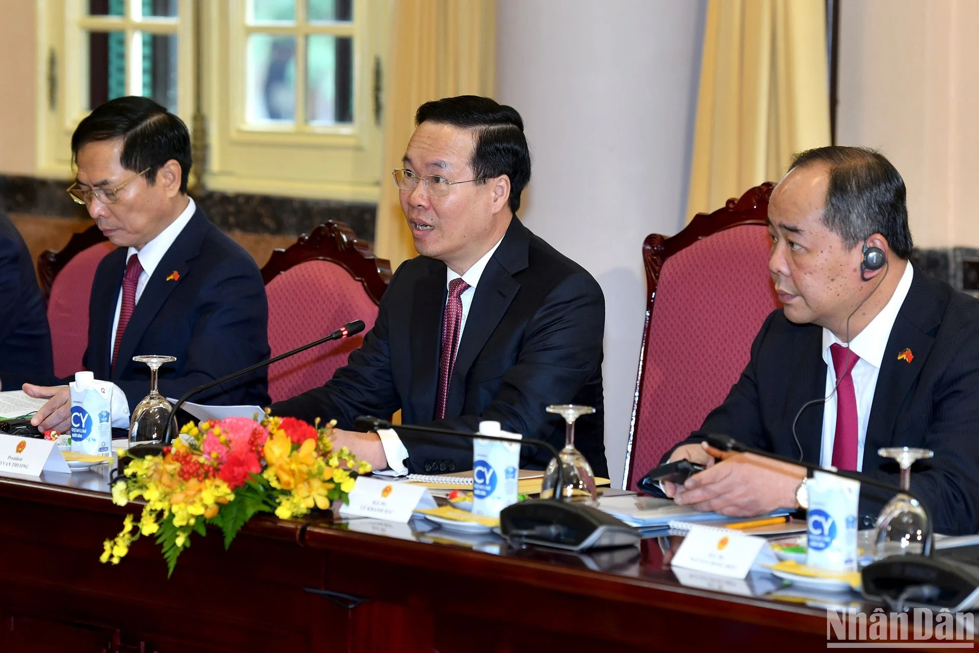 Vo Van Thuong interviene en el evento.