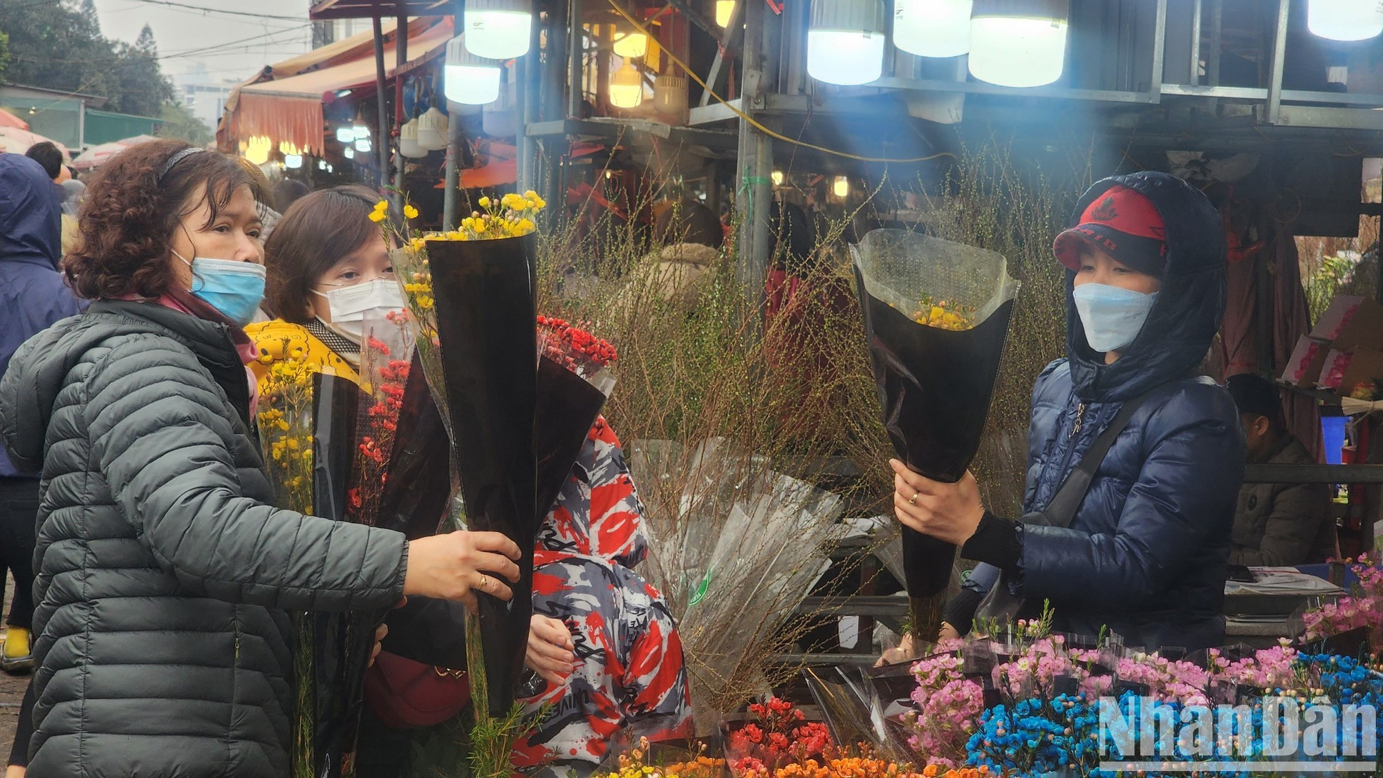 Flores coloridas en ocasión del Tet. Flores coloridas en ocasión del Tet.