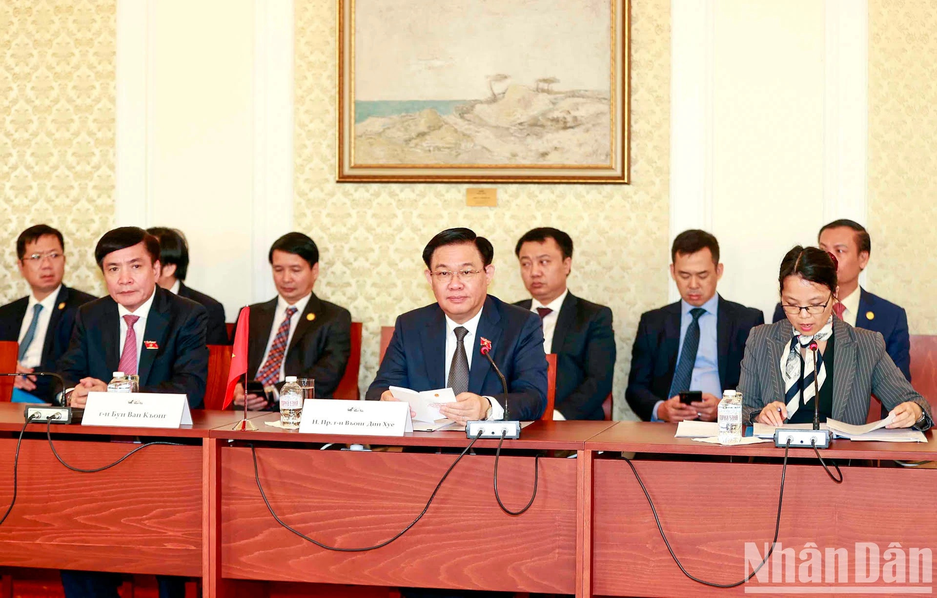 La delegación vietnamita.