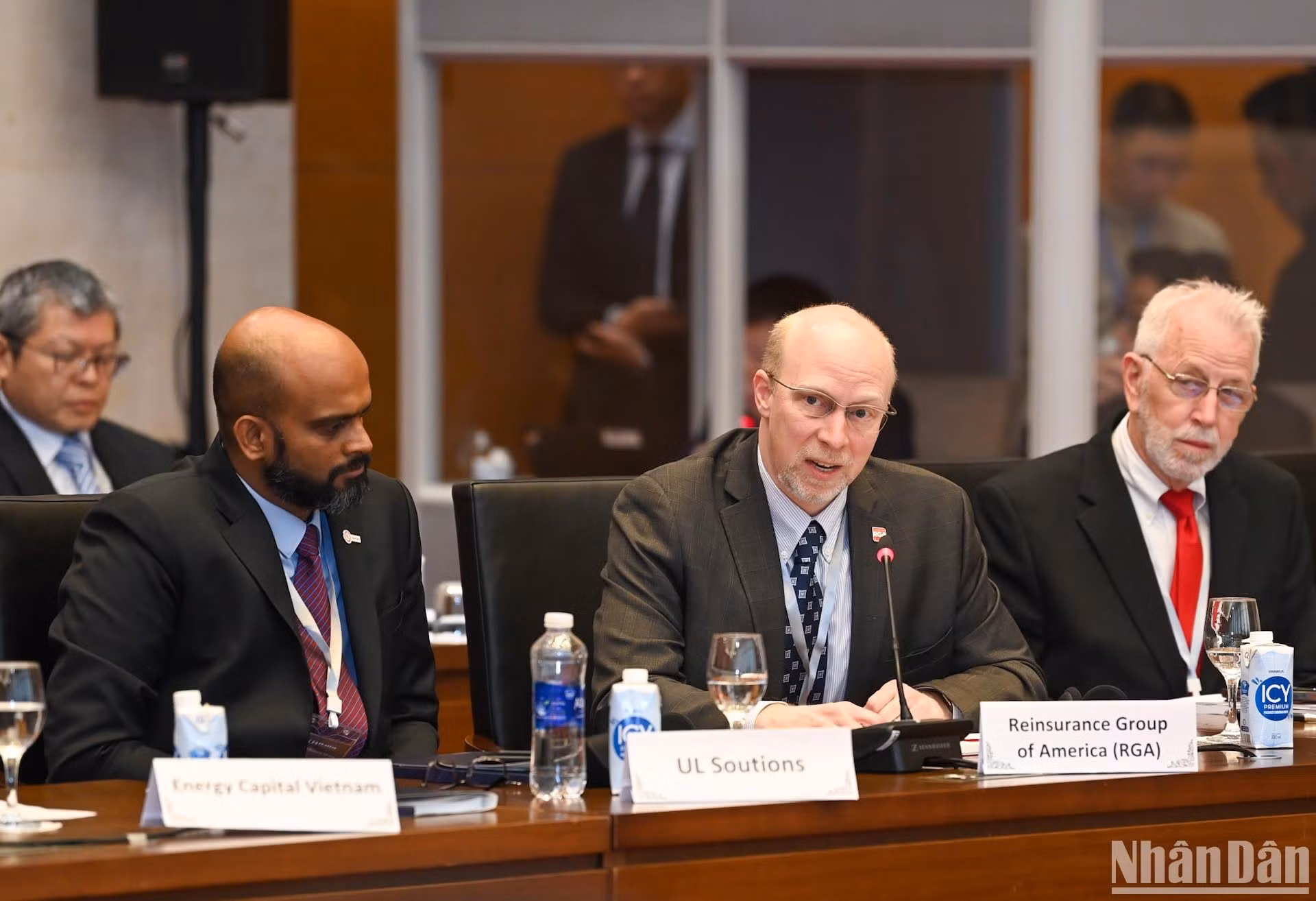 Representante del Grupo de reaseguros de América en la reunión.