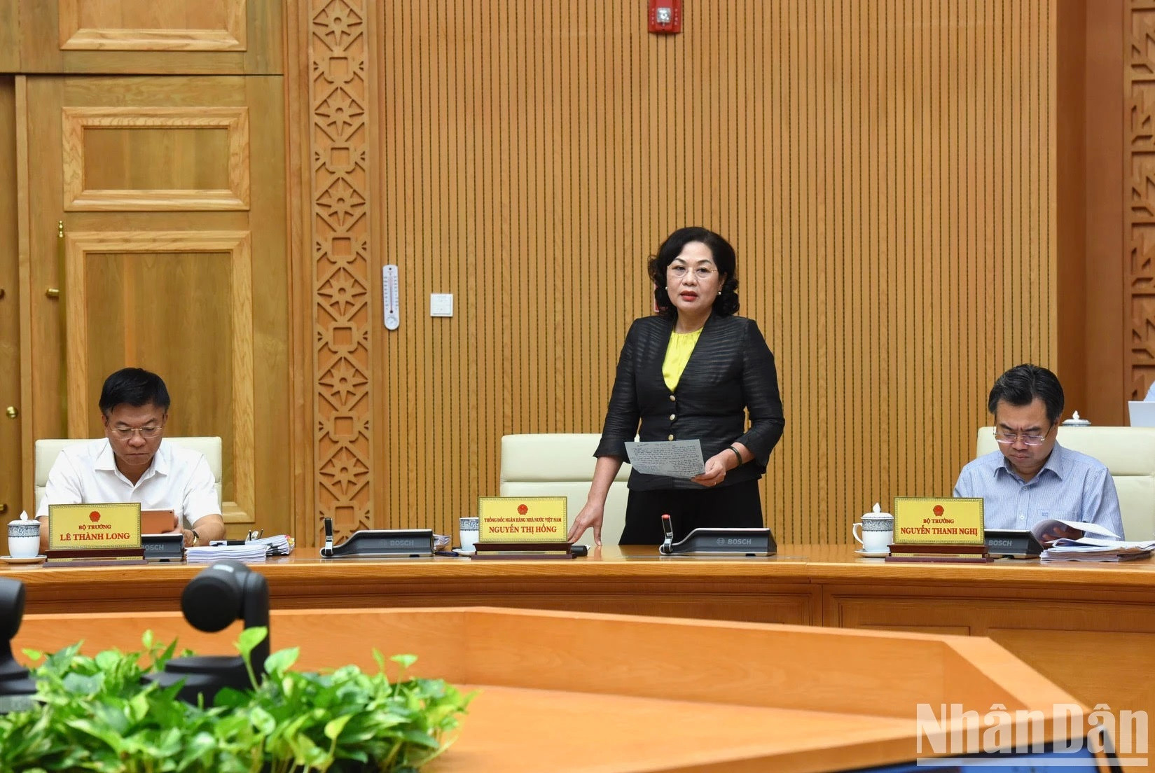 La gobernadora del Banco Estatal de Vietnam, Nguyen Thi Hong.