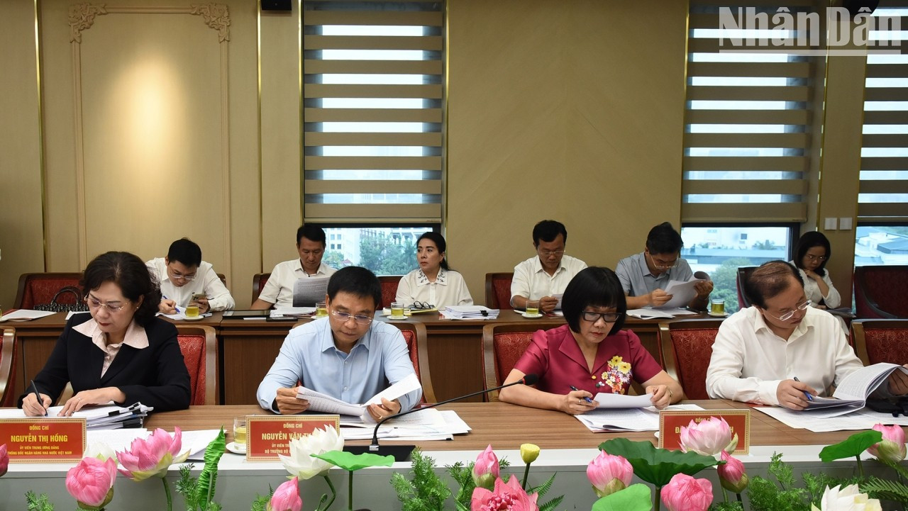 Delegados a la sesión.