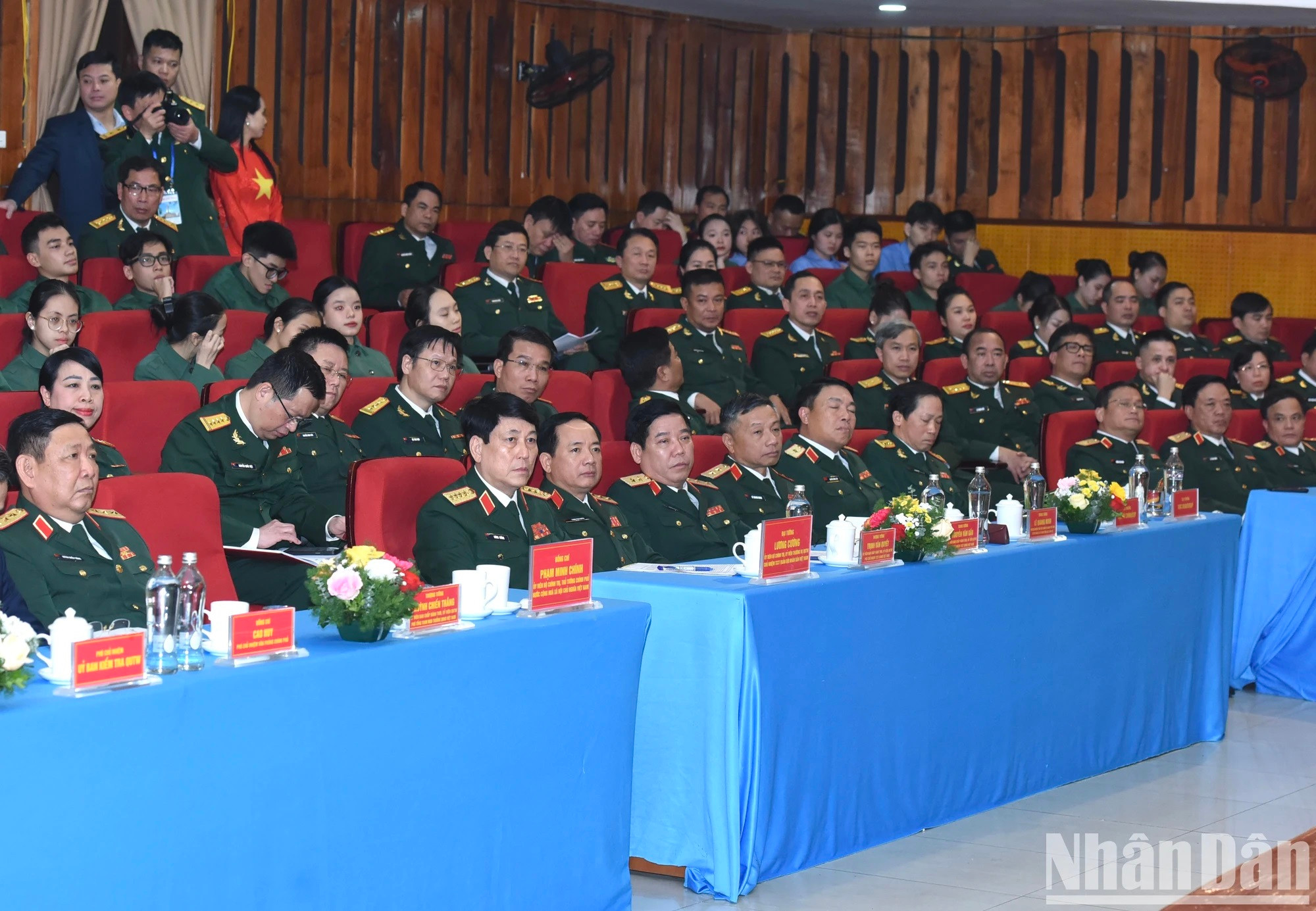 Delegados al evento. Delegados al evento.