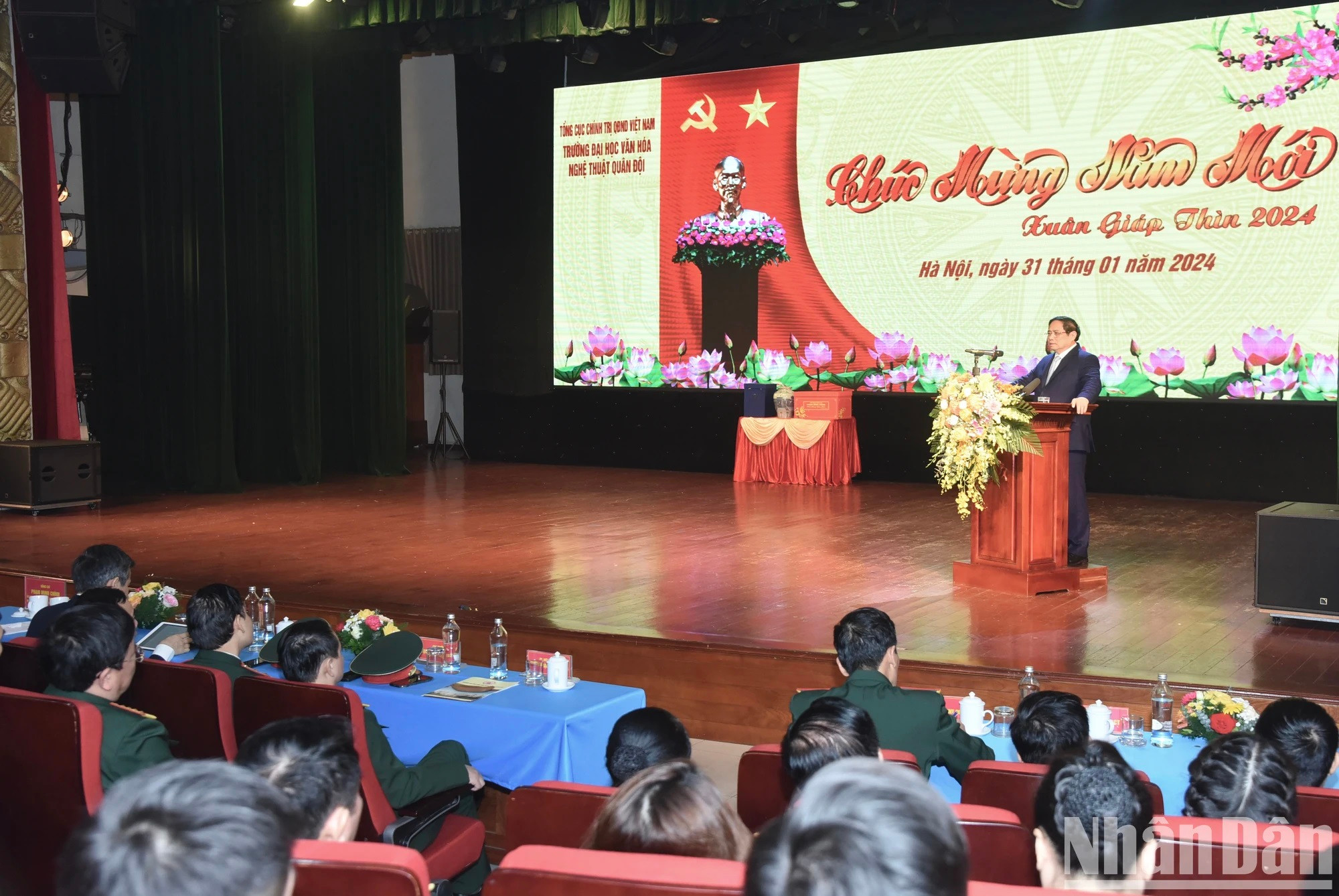 Panorama de la cita. Panorama de la cita.