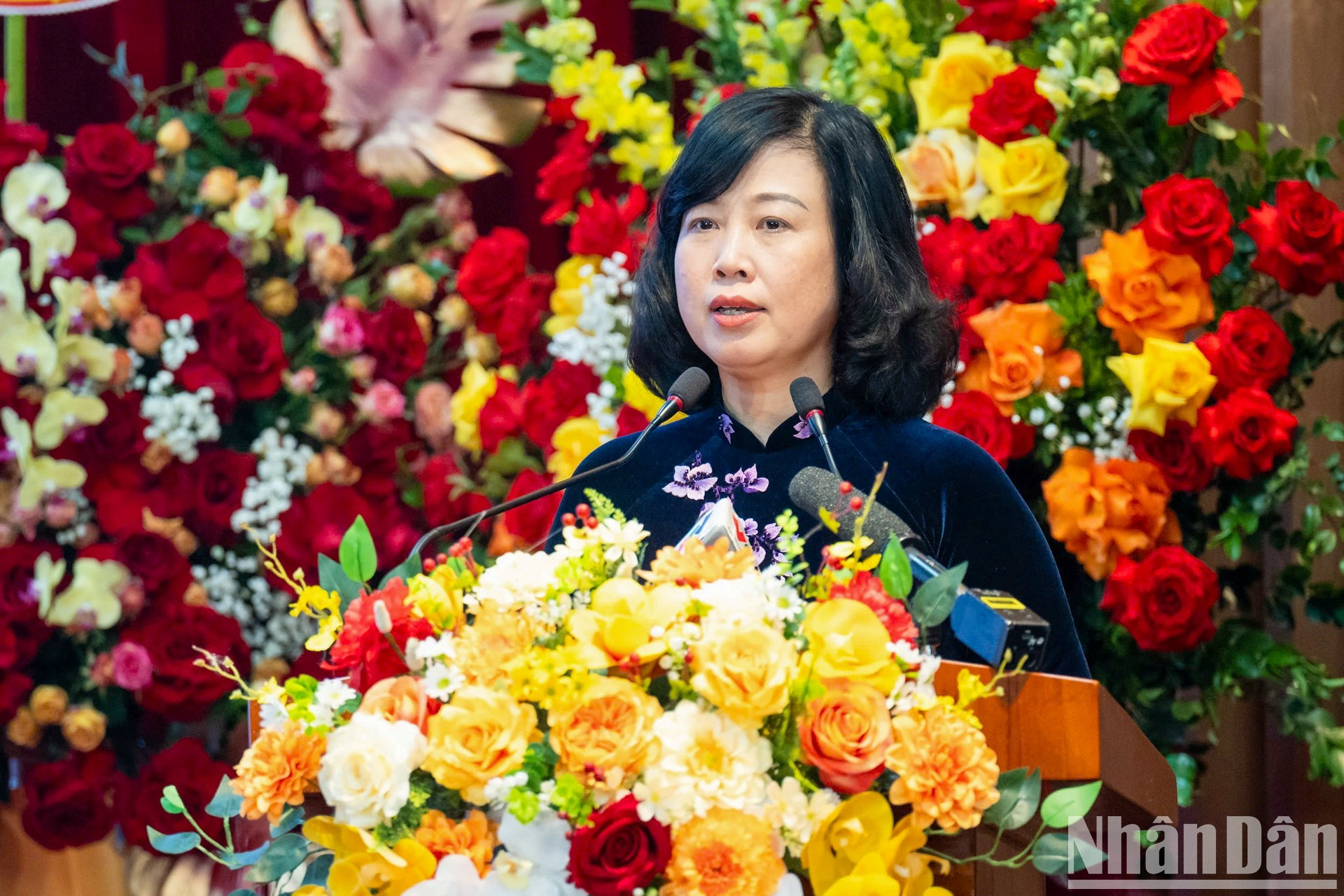 La ministra de Salud Pública, Dao Hong Lan, interviene en el acto.