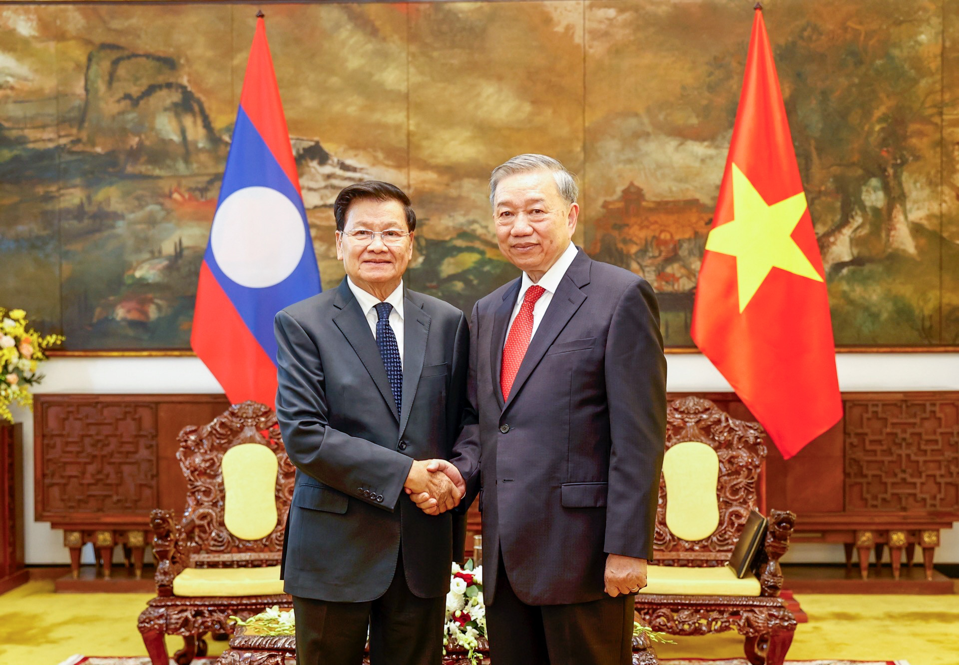 [Foto] Líder partidista de Vietnam recibe a máximo dirigente laosiano