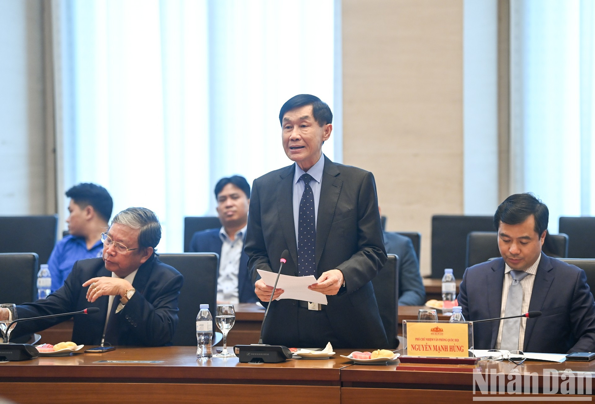 Hanh Nguyen, presidente del Grupo Imex Pan Pacific, aporta opiniones.